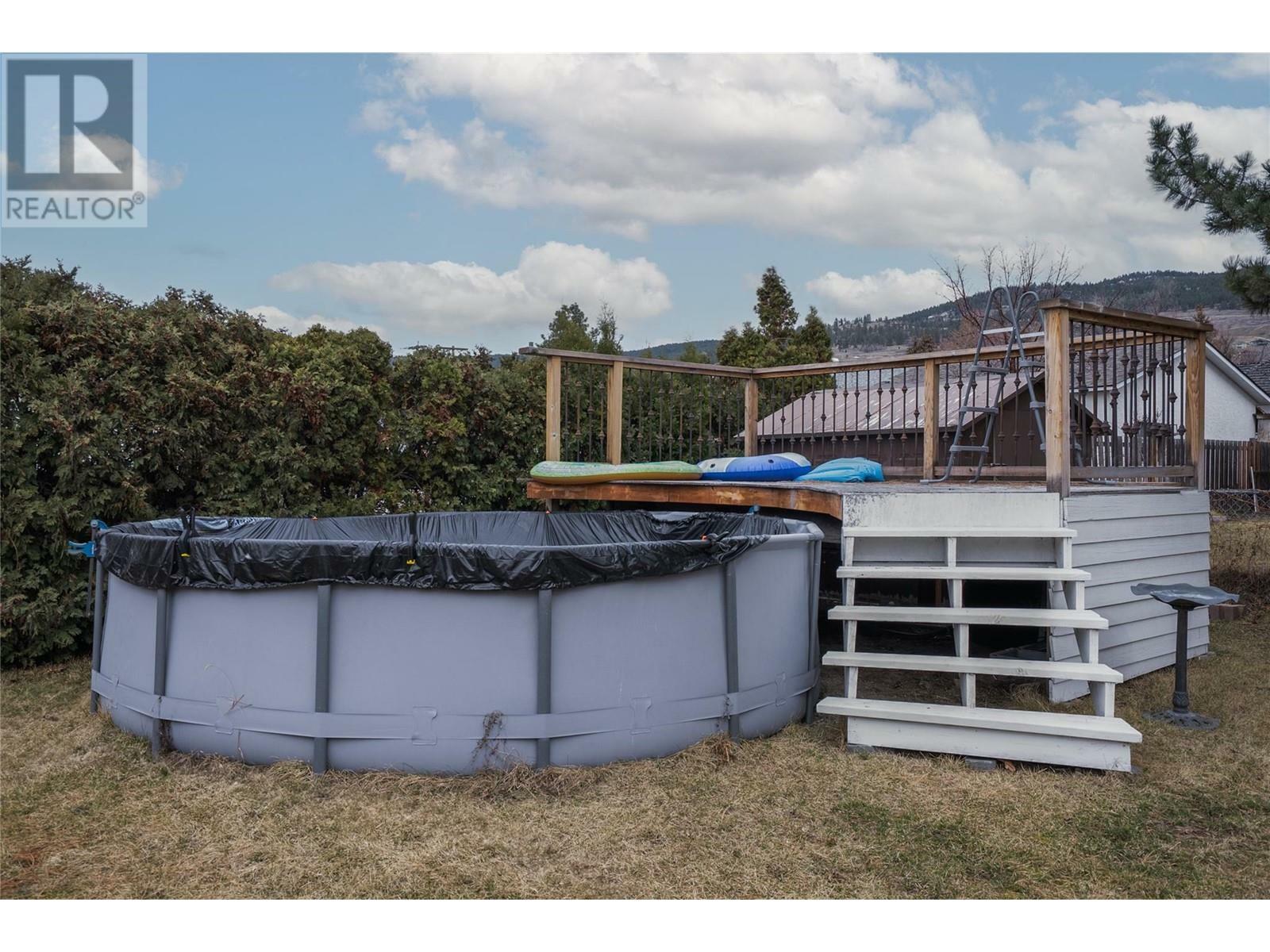 KELOWNA, British Columbia, V1X 6M4, CA, 3 Bedrooms Bedrooms, ,2 BathroomsBathrooms,Residential,For Sale,1836939