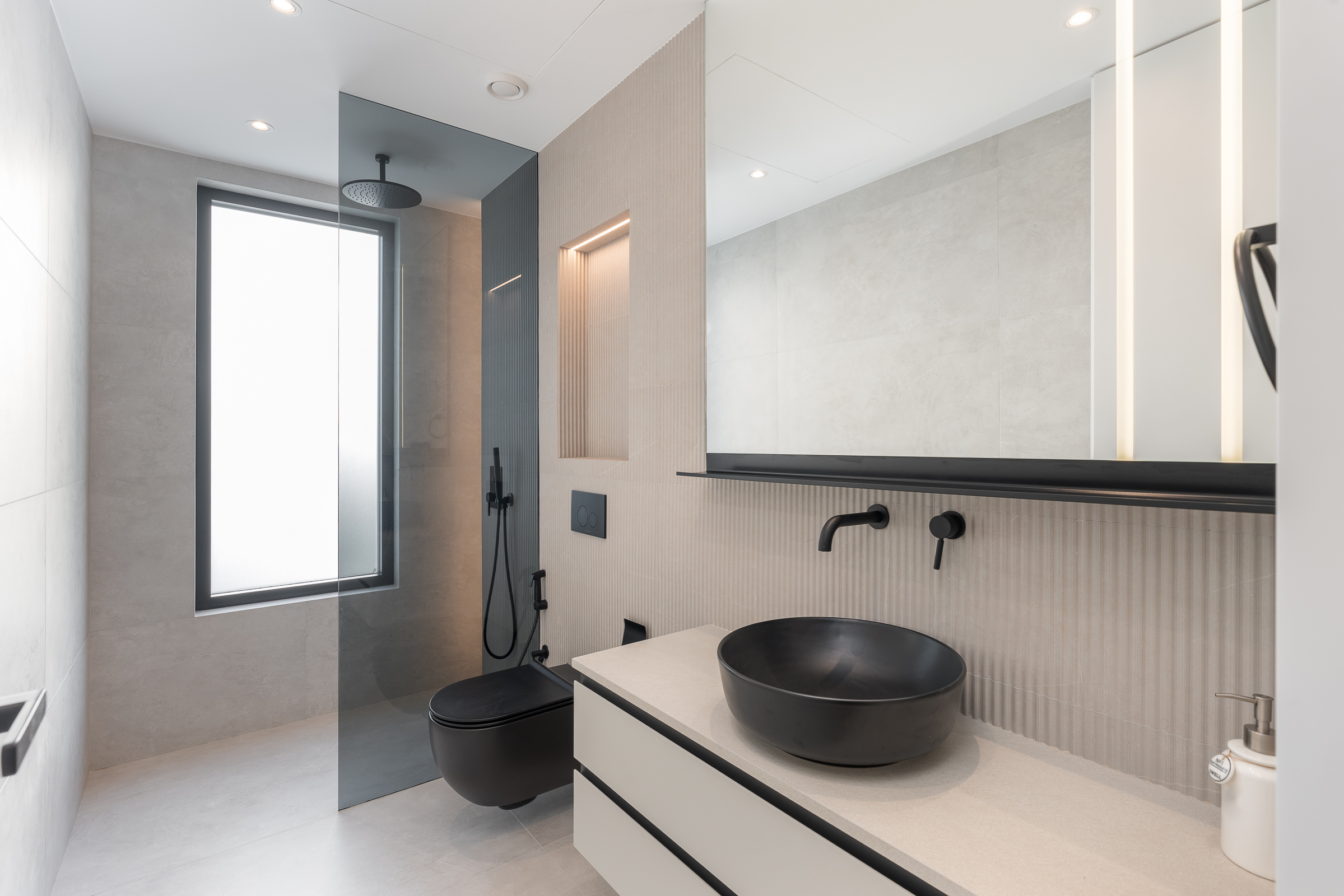  Exquisite Fully Furnished Lakefront Villa in Jumeirah Islands - 物件實景