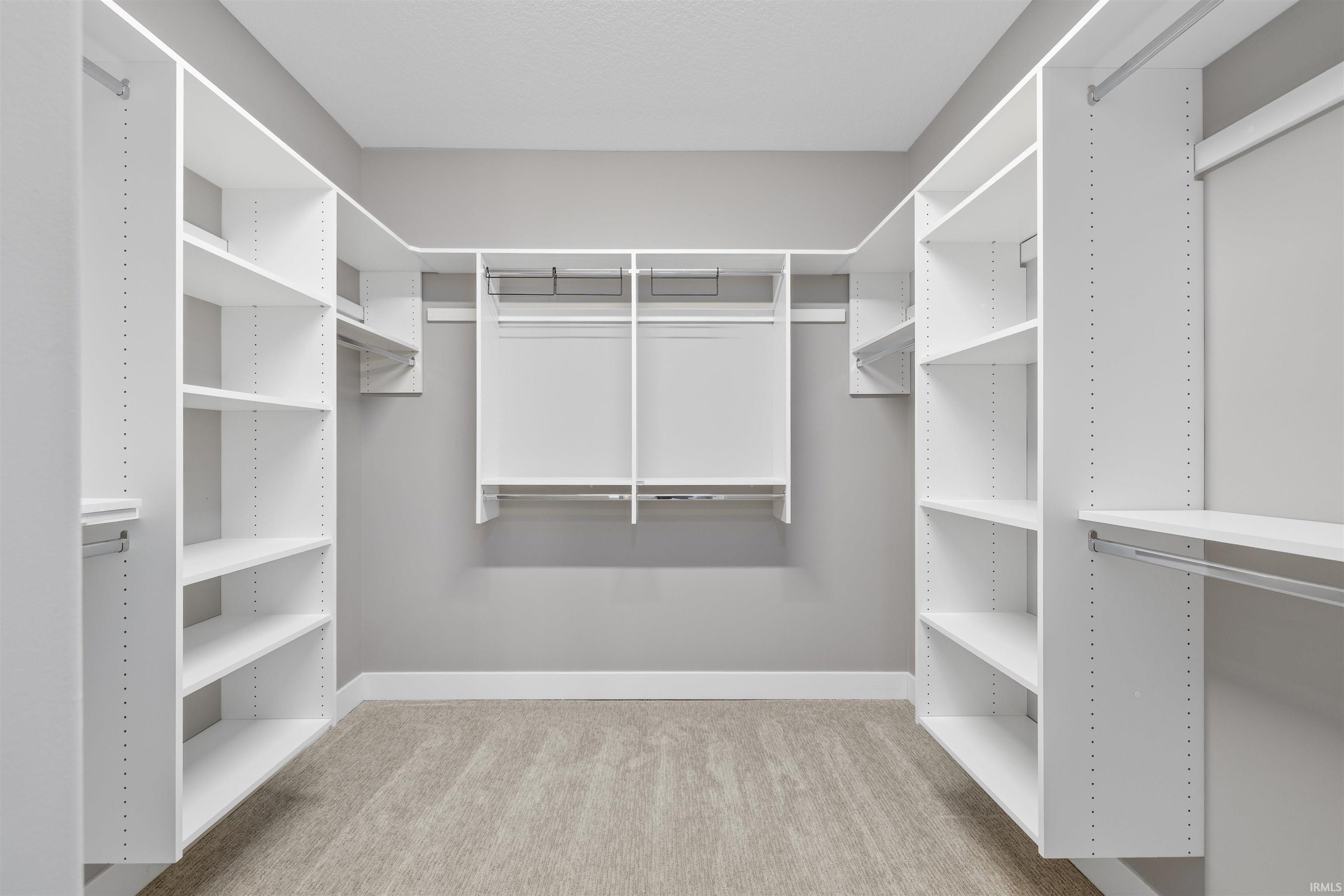 Fort Wayne, Indiana, 46845, United States, 3 Bedrooms Bedrooms, ,3 BathroomsBathrooms,Residential,For Sale,2006241