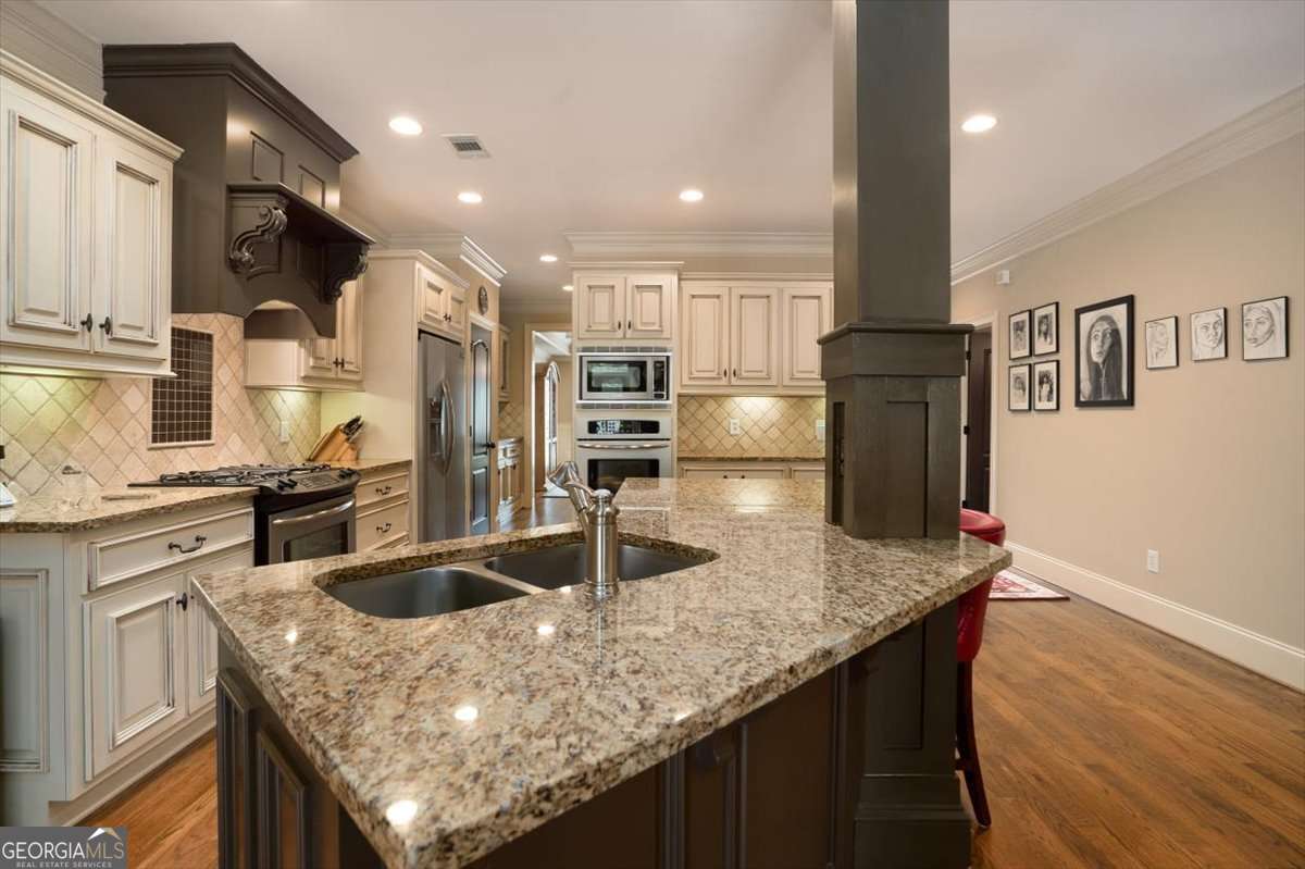 Watkinsville, Georgia, 30677, United States, 3 Bedrooms Bedrooms, ,4 BathroomsBathrooms,Residential,For Sale,1770459
