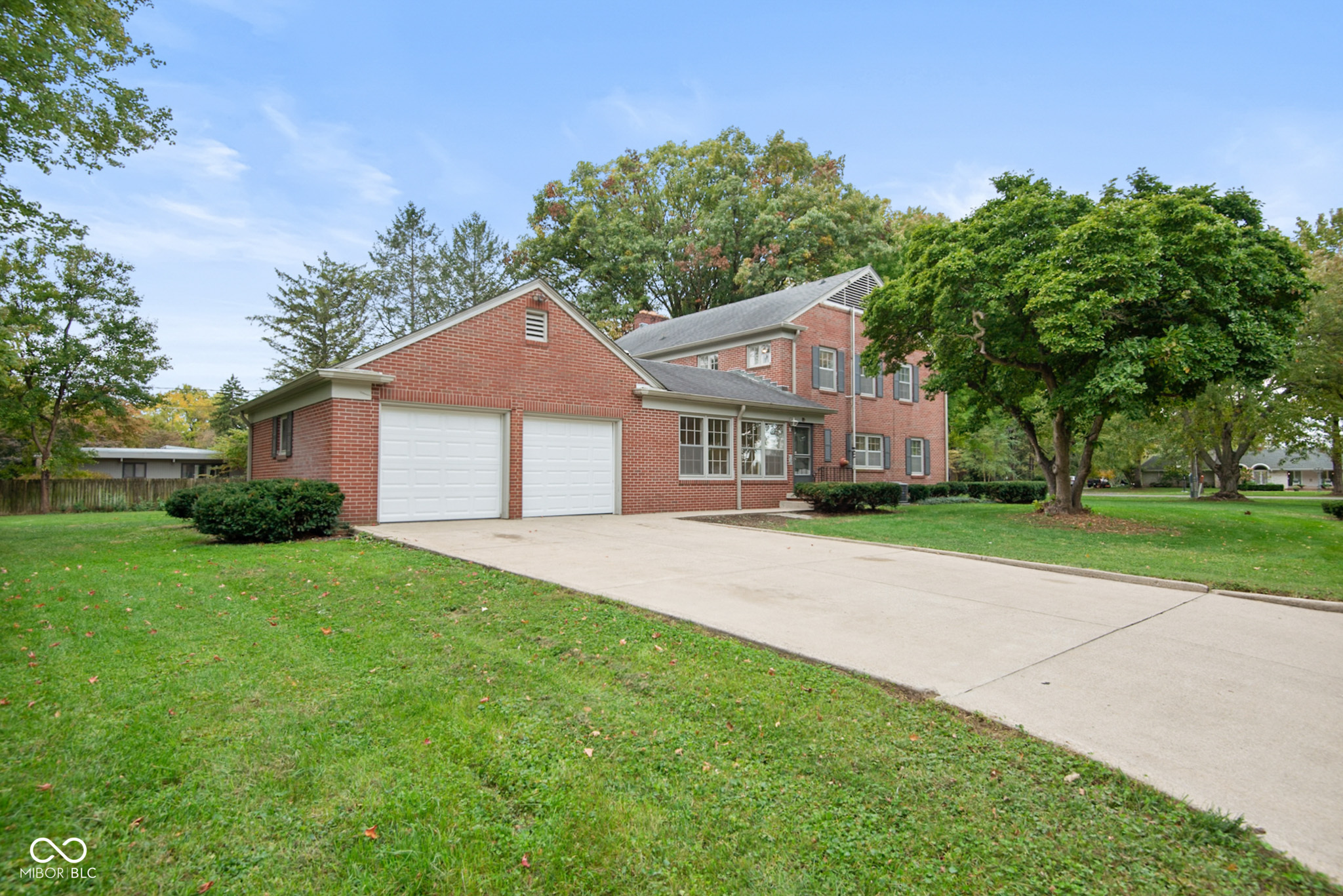 Columbus, Indiana, 47201, United States, 4 Bedrooms Bedrooms, ,3 BathroomsBathrooms,Residential,For Sale,1979631