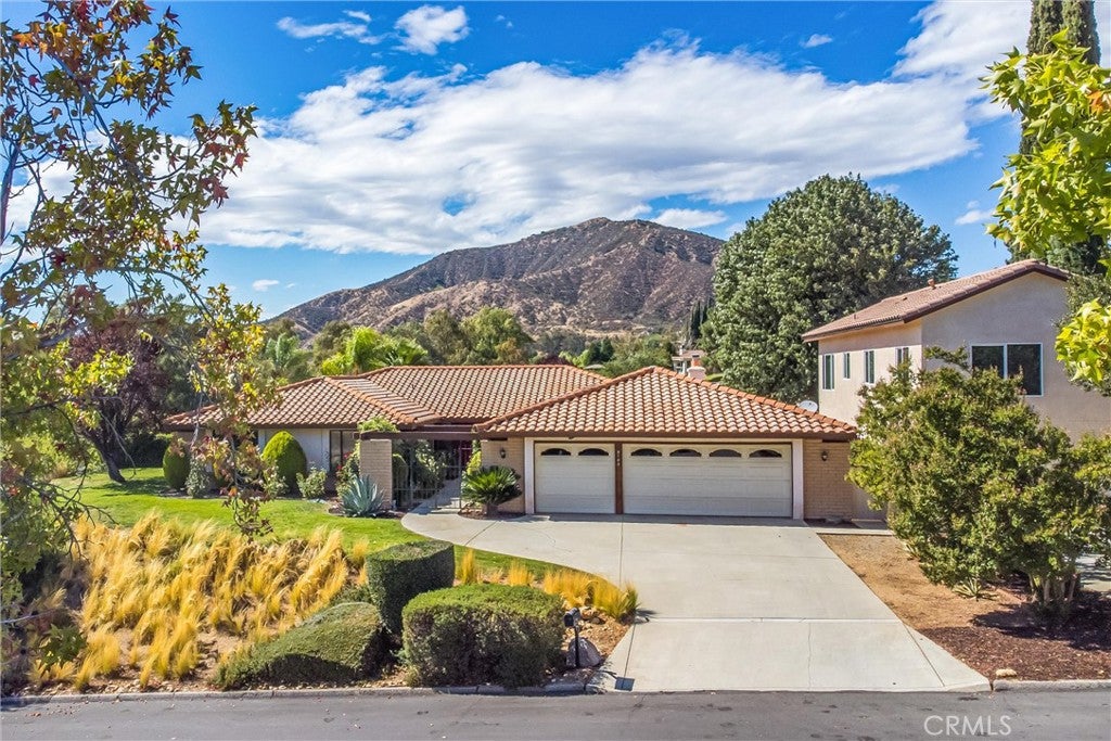 Cherry Valley, California, 92223, United States, 6 Bedrooms Bedrooms, ,3 BathroomsBathrooms,Residential,For Sale,1973904