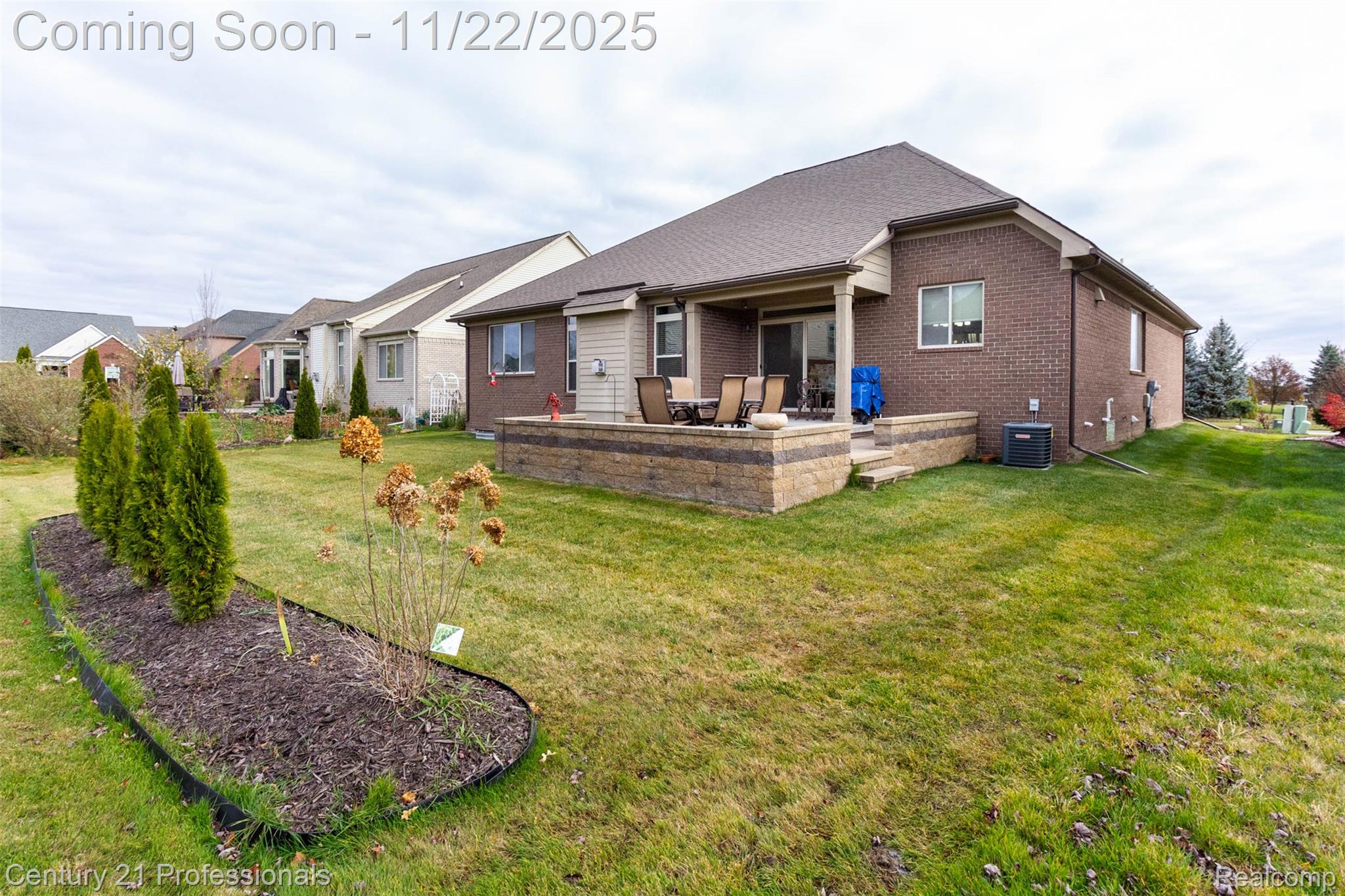 ClintonTownship, Michigan, 48038, United States, 3 Bedrooms Bedrooms, ,4 BathroomsBathrooms,Residential,For Sale,1994254