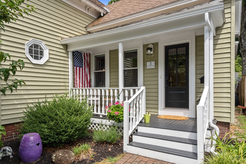 Maynard, Massachusetts, 01754, United States, 3 Bedrooms Bedrooms, ,2 BathroomsBathrooms,Residential,For Sale,1941830