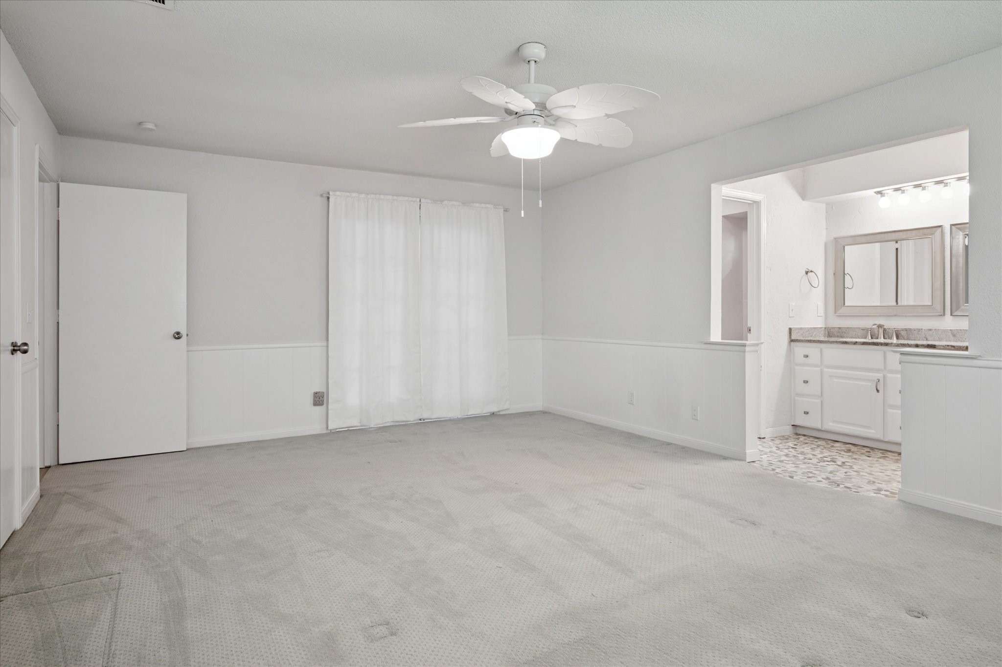 Plano, Texas, 75075, United States, 4 Bedrooms Bedrooms, ,3 BathroomsBathrooms,Residential,For Sale,1911874