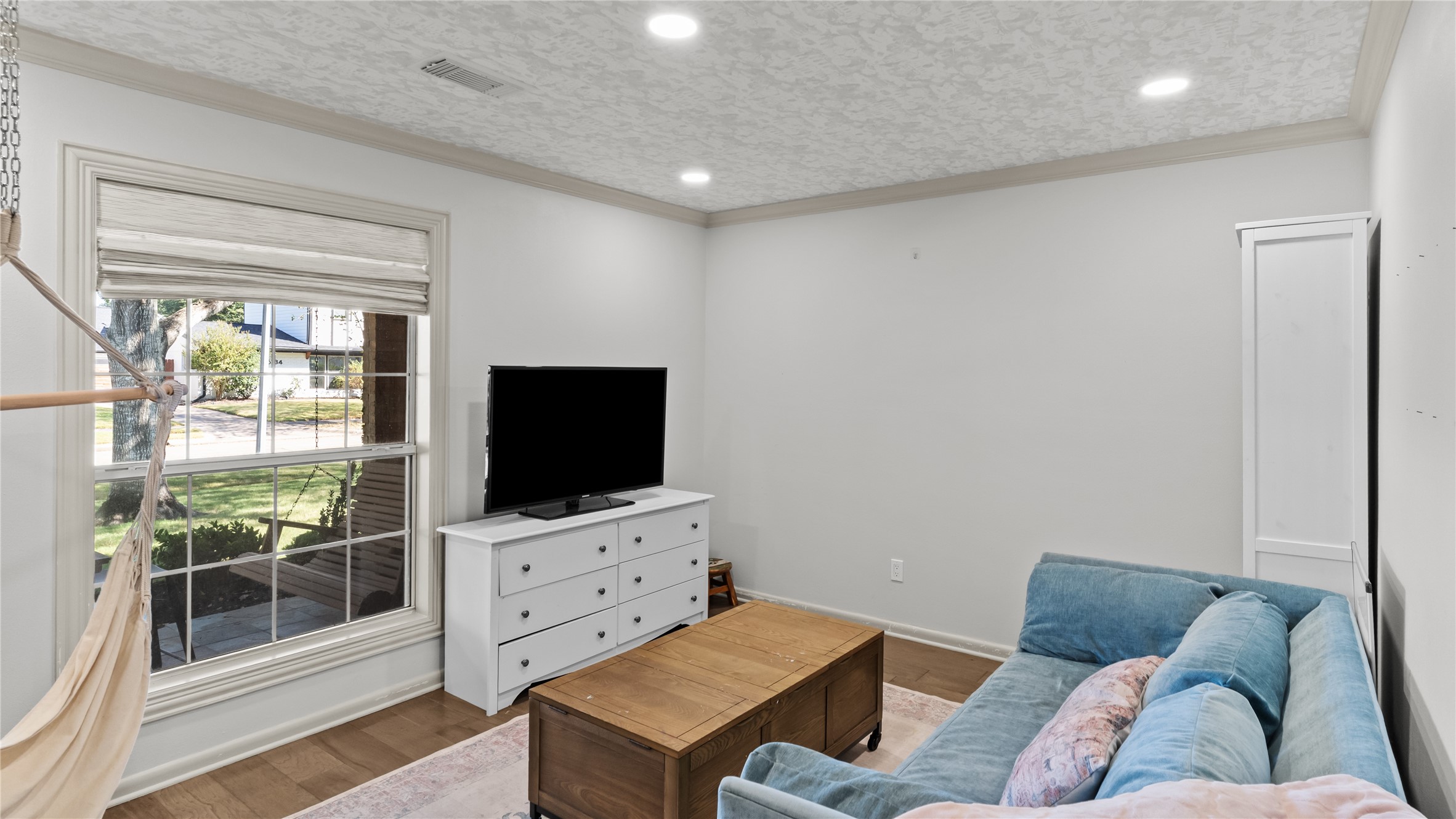 Houston, Texas, 77096, United States, 3 Bedrooms Bedrooms, ,3 BathroomsBathrooms,Residential,For Sale,1966528