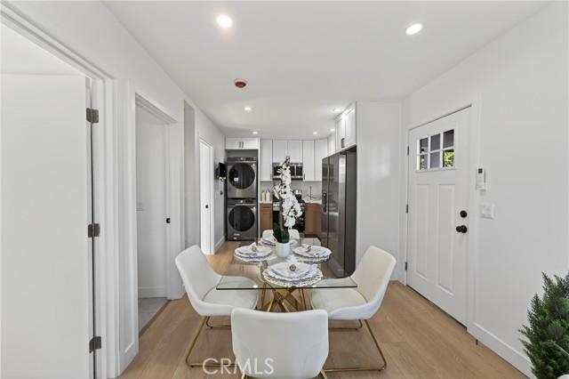 Los Angeles, California, 90044, United States, ,Residential,For Sale,1997733