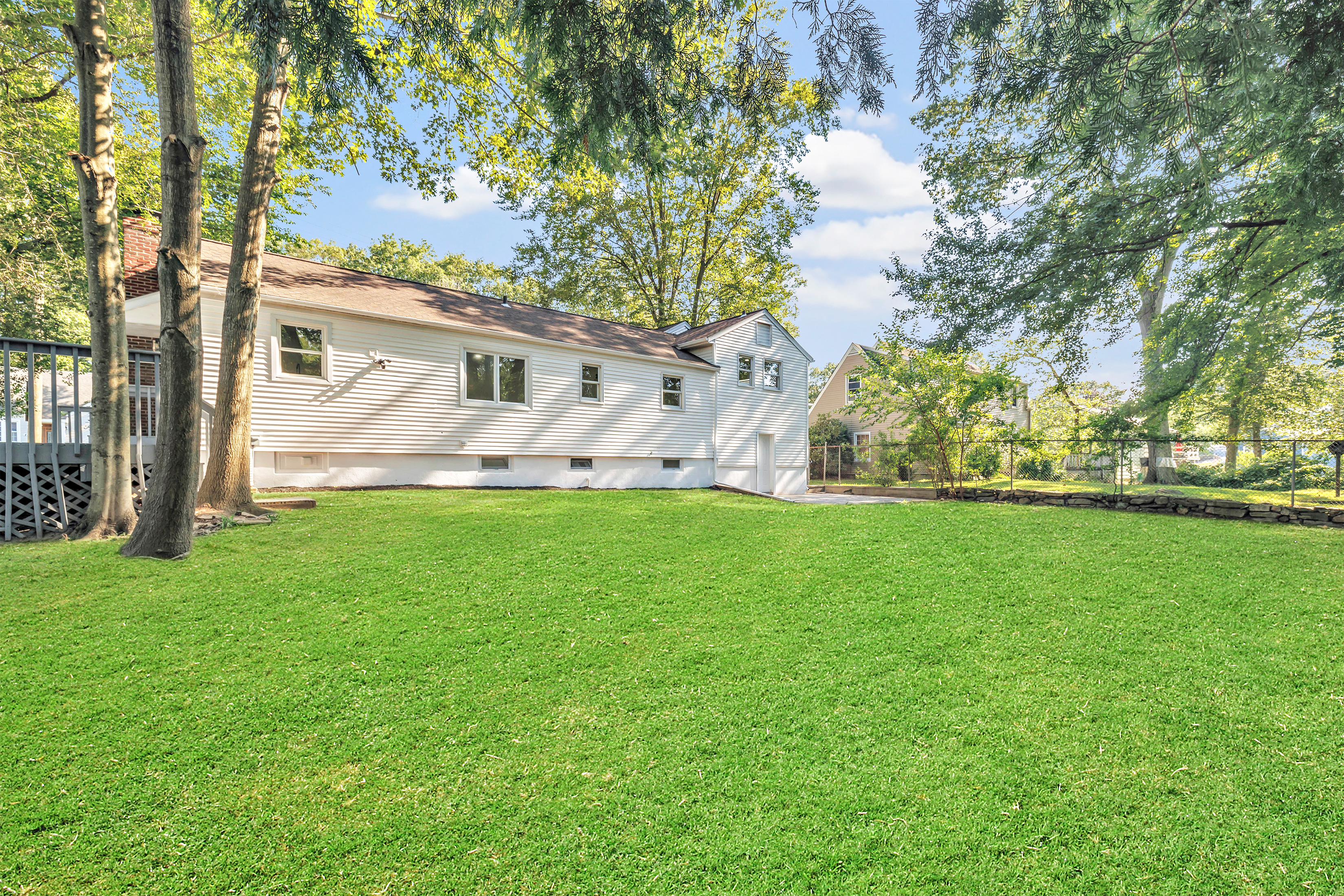 bridgeport, Connecticut, 06606, United States, 4 Bedrooms Bedrooms, ,3 BathroomsBathrooms,Residential,For Sale,1903043