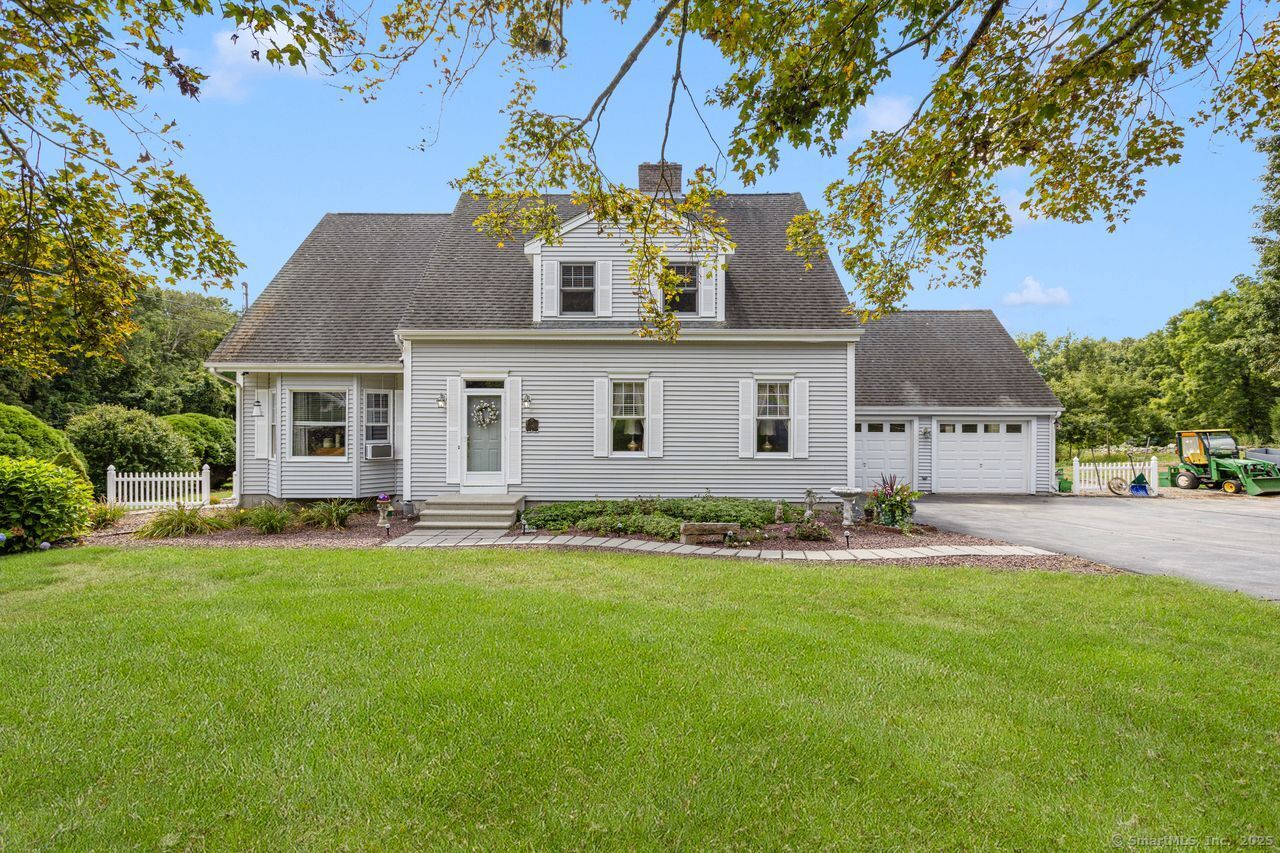 Griswold, Connecticut, 06351, United States, 3 Bedrooms Bedrooms, ,3 BathroomsBathrooms,Residential,For Sale,1941626