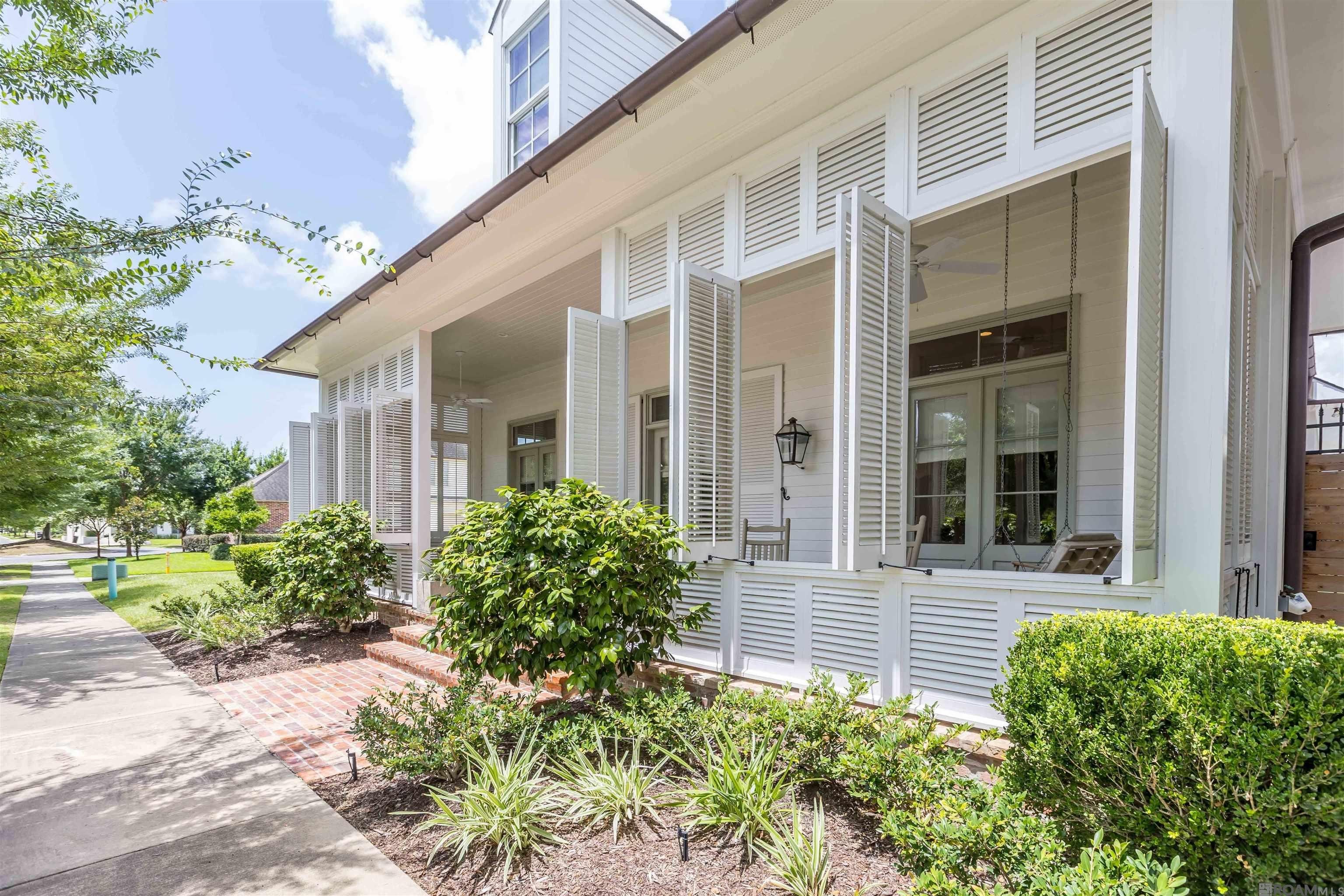 Saint George, Louisiana, 70810, United States, 4 Bedrooms Bedrooms, ,5 BathroomsBathrooms,Residential,For Sale,1894332