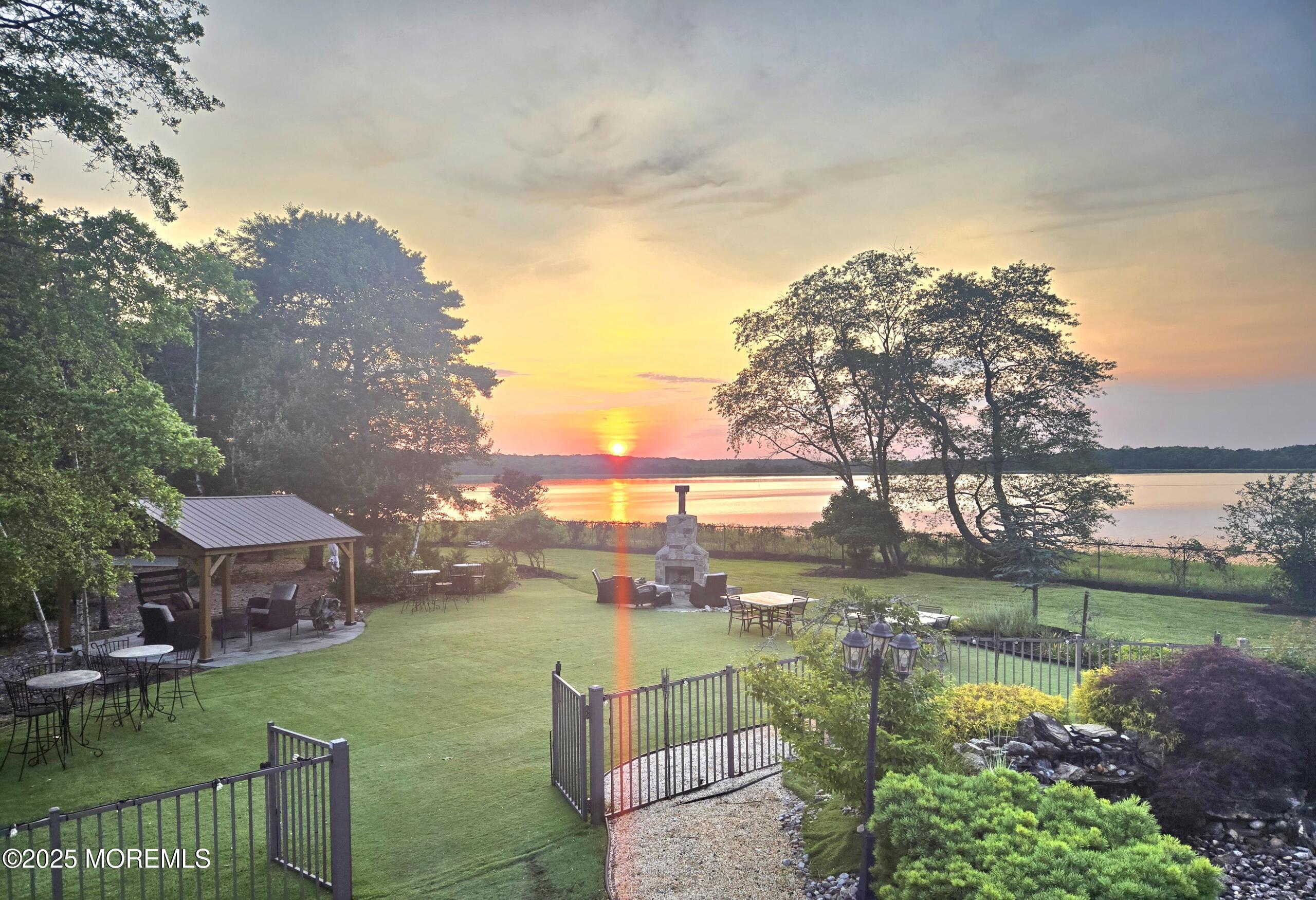 Wall, New Jersey, 07719, United States, 6 Bedrooms Bedrooms, ,4 BathroomsBathrooms,Residential,For Sale,2003107