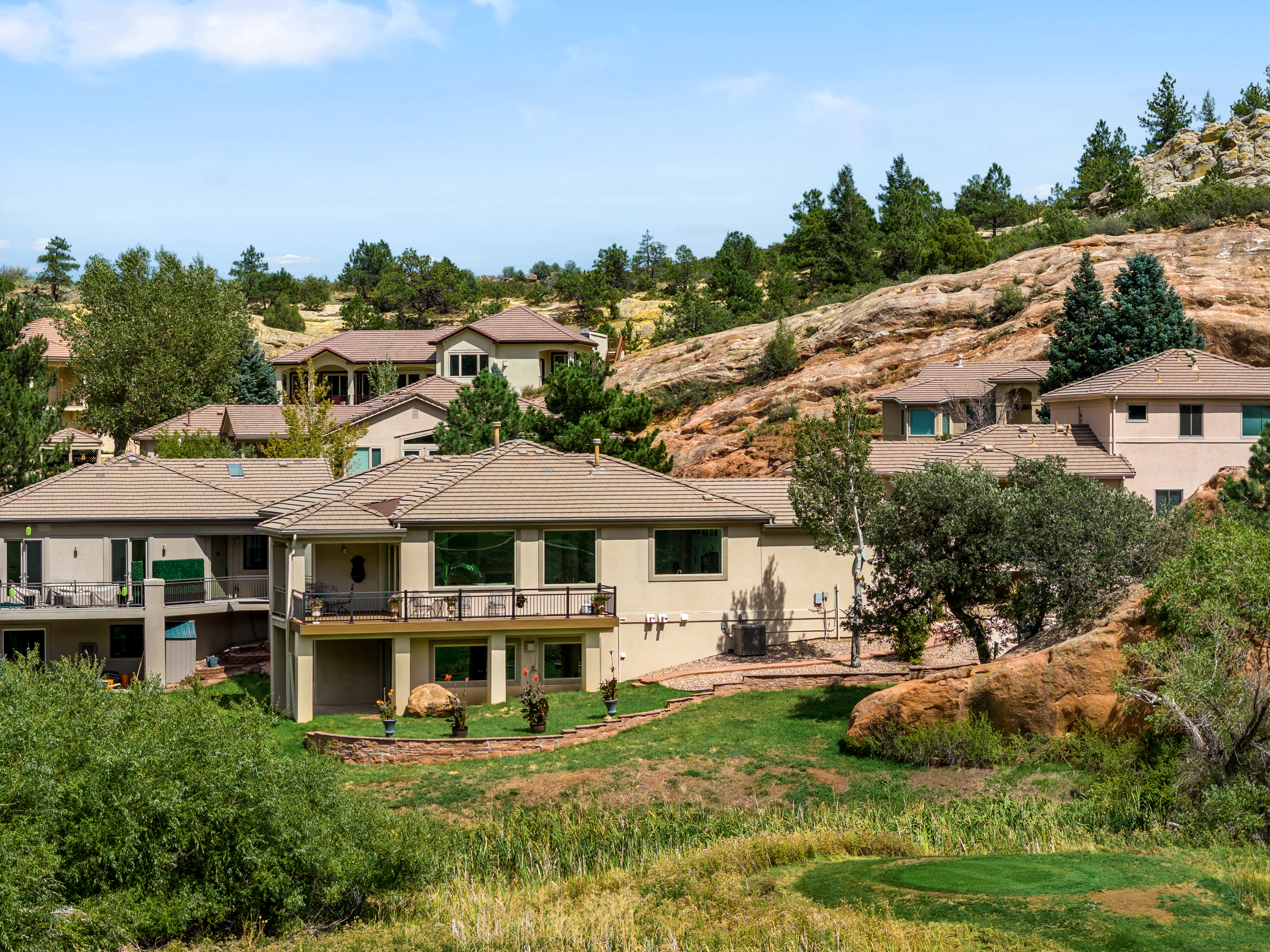 Beautifully maintained ranch home sits on award-winning arrowhead golf course - 物件實景