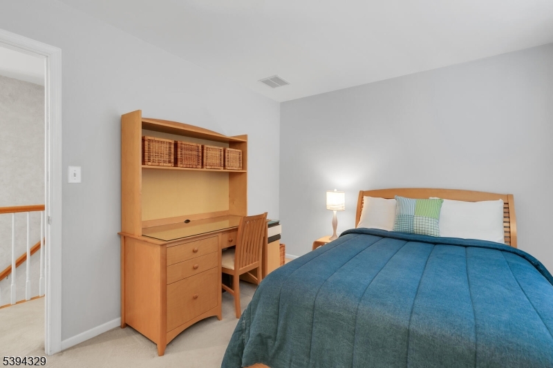 Bernards Twp., New Jersey, 07920, United States, 5 Bedrooms Bedrooms, ,3 BathroomsBathrooms,Residential,For Sale,1992949