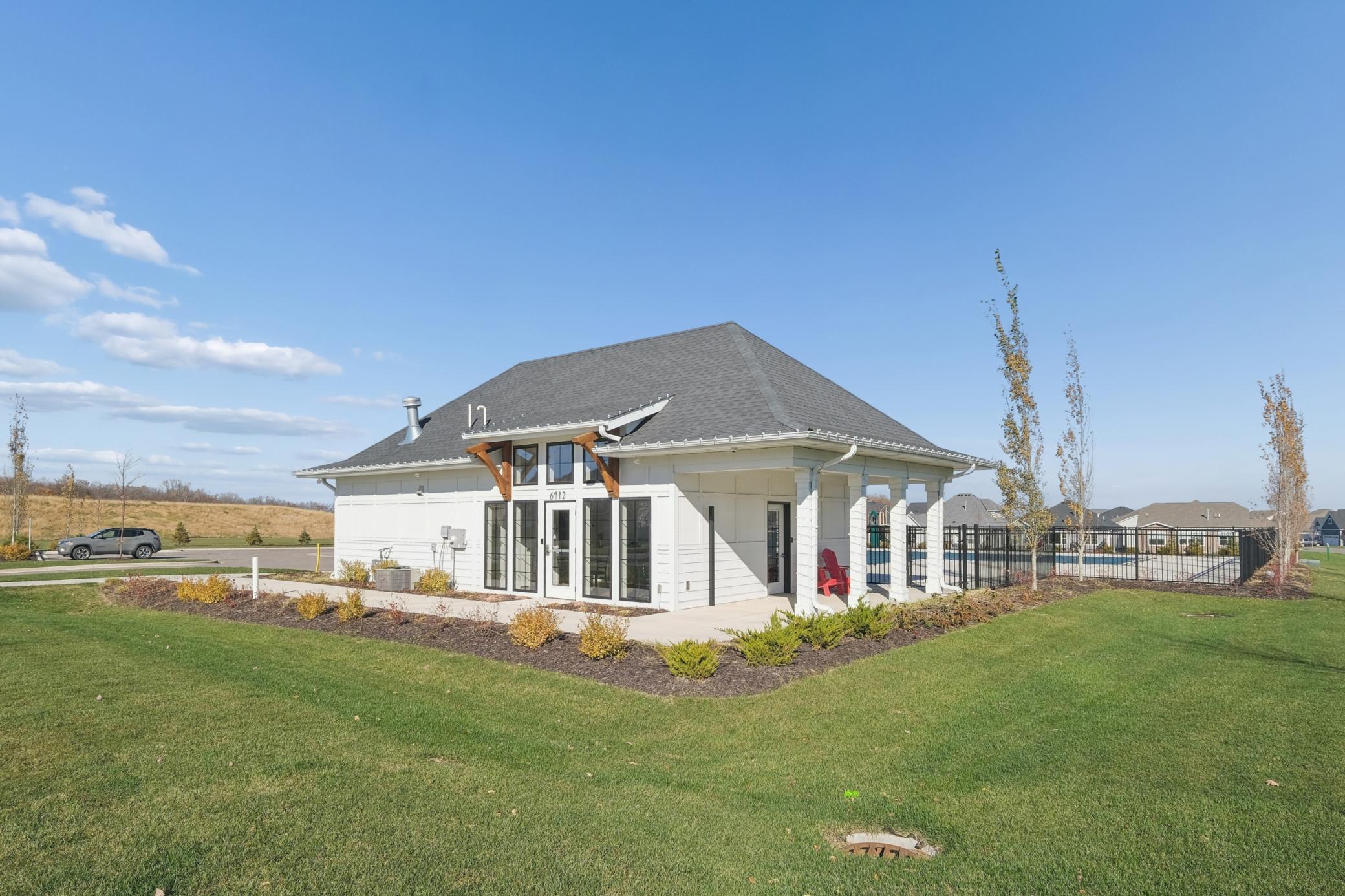 Excelsior, Minnesota, 55331, United States, 2 Bedrooms Bedrooms, ,1 BathroomBathrooms,Residential,For Sale,1988281