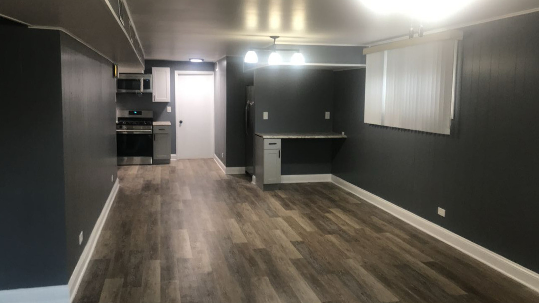 Niles, Illinois, 60714, United States, 5 Bedrooms Bedrooms, ,Residential,For Sale,1990948