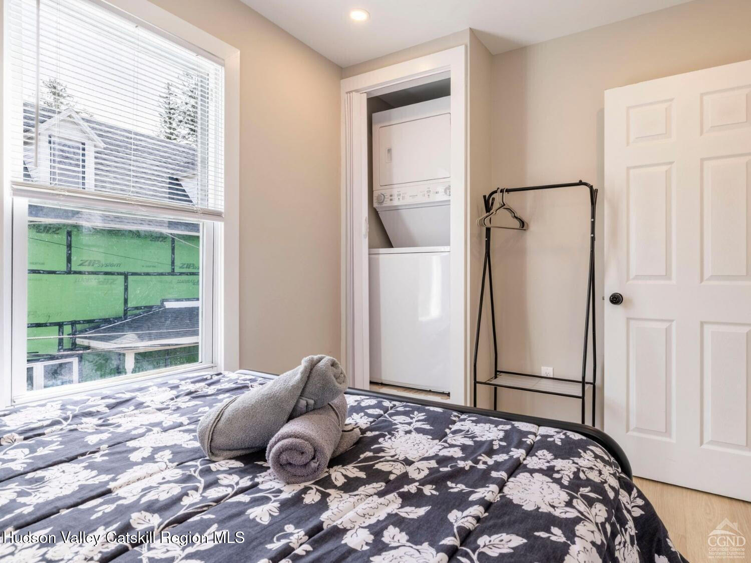 Hunter, New York, 12442, United States, 5 Bedrooms Bedrooms, ,Residential,For Sale,1991785