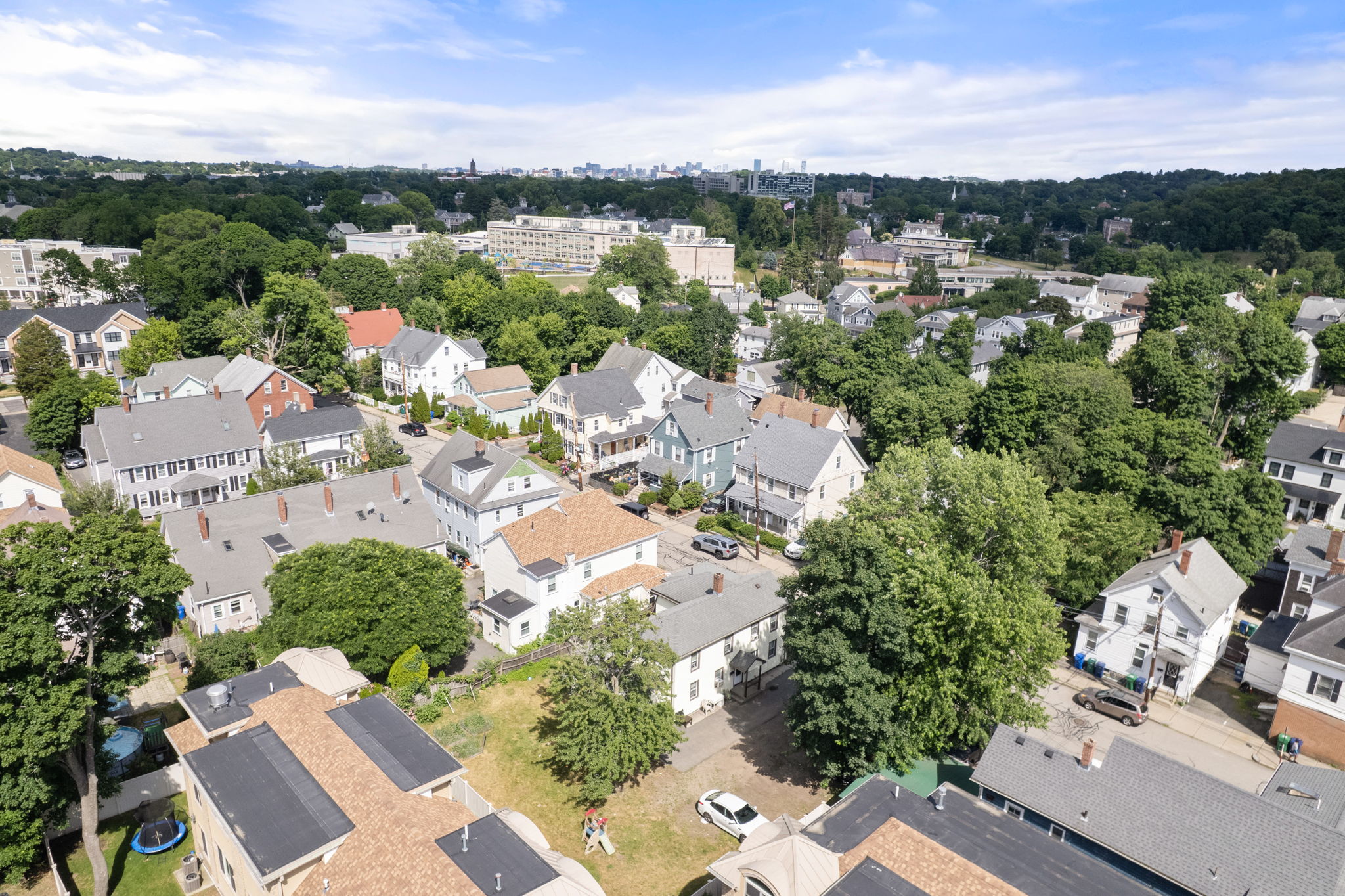  35 Middle Street, Newton, MA, 02458 - 物件實景
