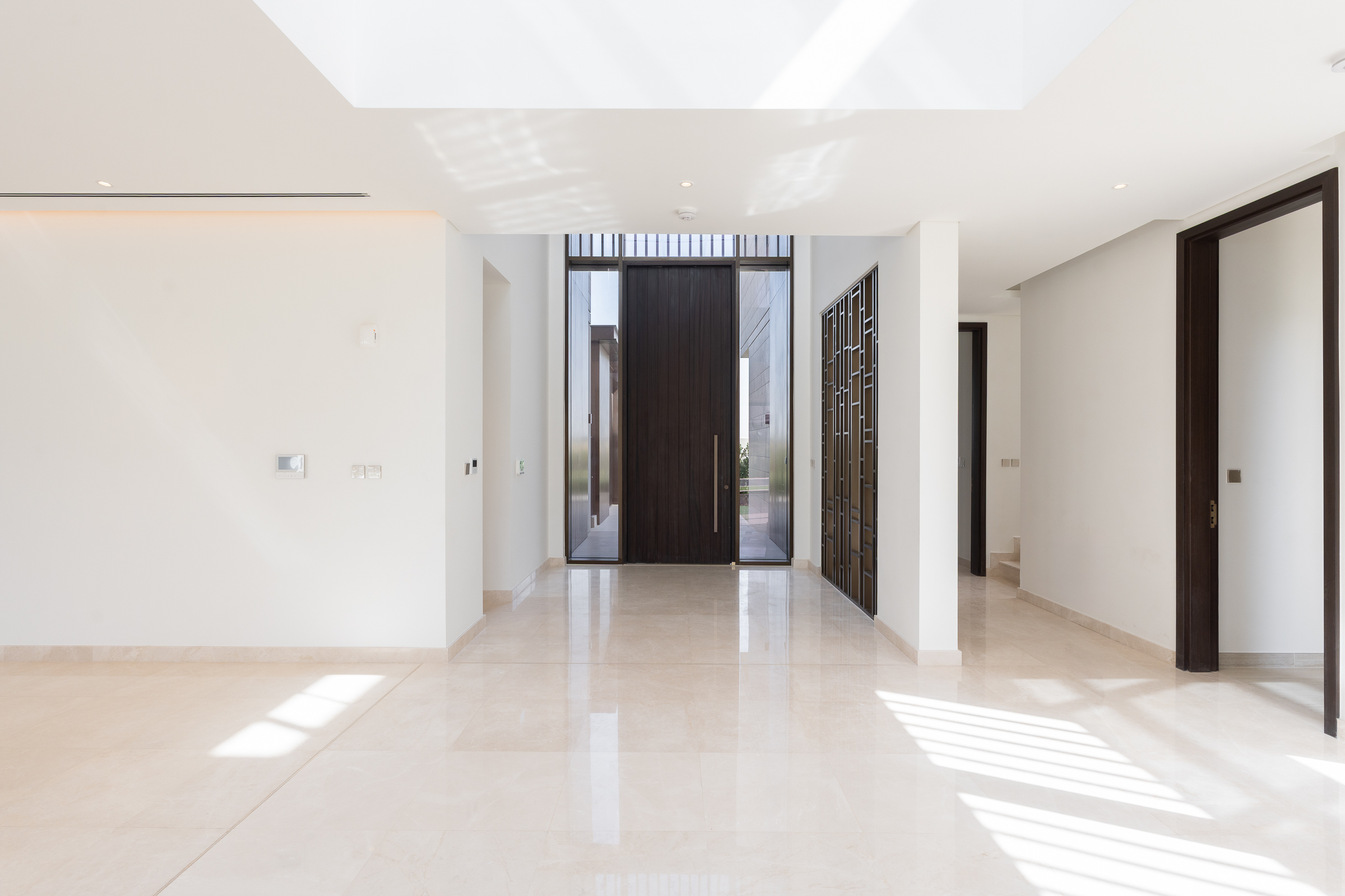  Villa with Elie Saab Finishes and Burj Khalifa Views in Palm Hills - 物件實景