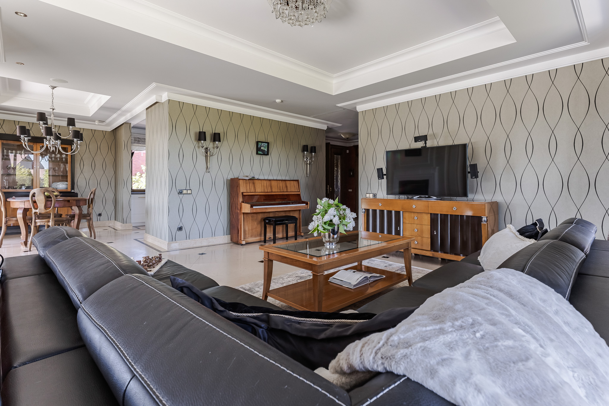  Exclusive private residence surrounded by golf courses - 物件實景