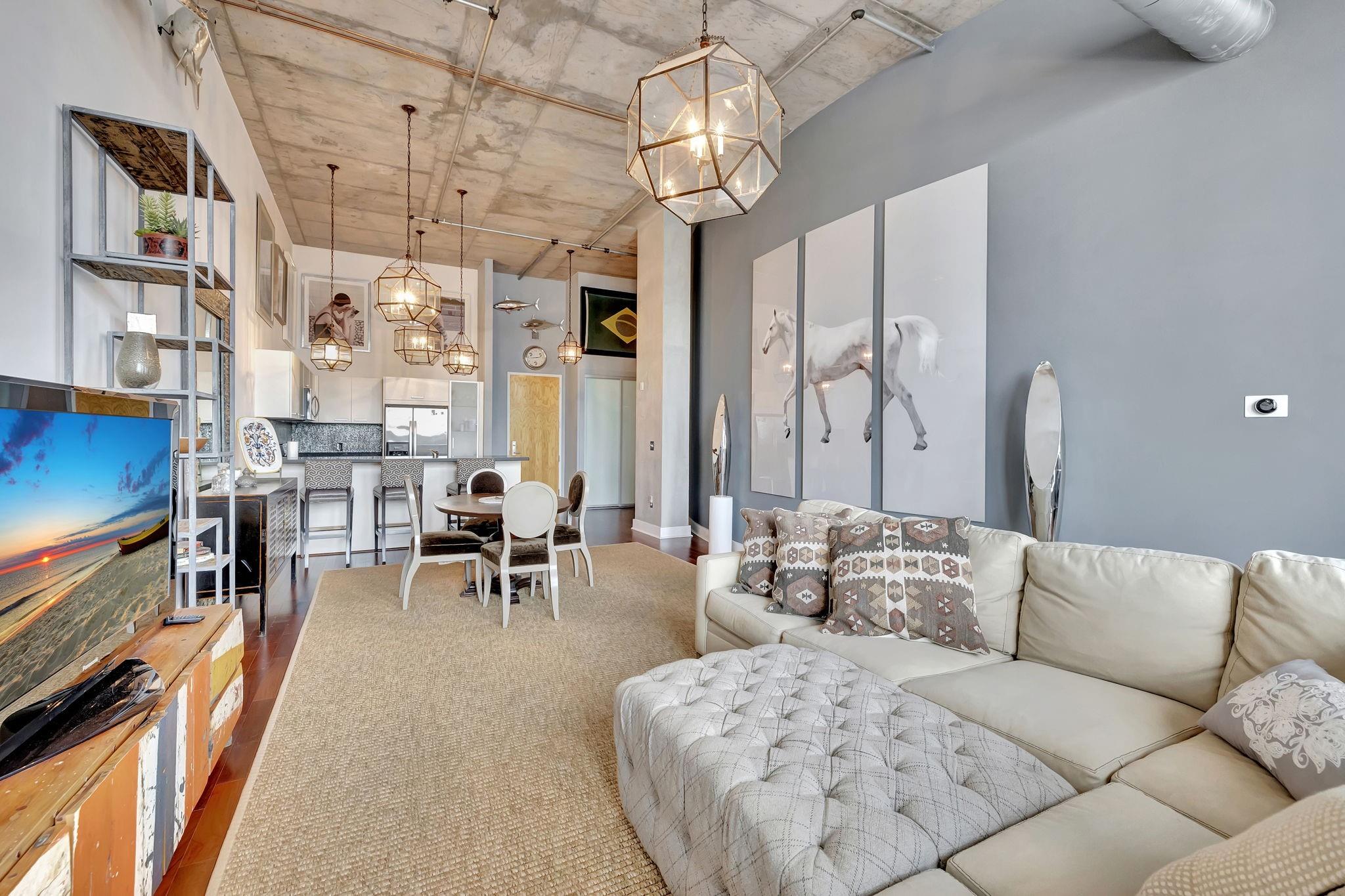 Fort Lauderdale, Florida, 33301, United States, 2 Bedrooms Bedrooms, ,2 BathroomsBathrooms,Residential,For Sale,1921880