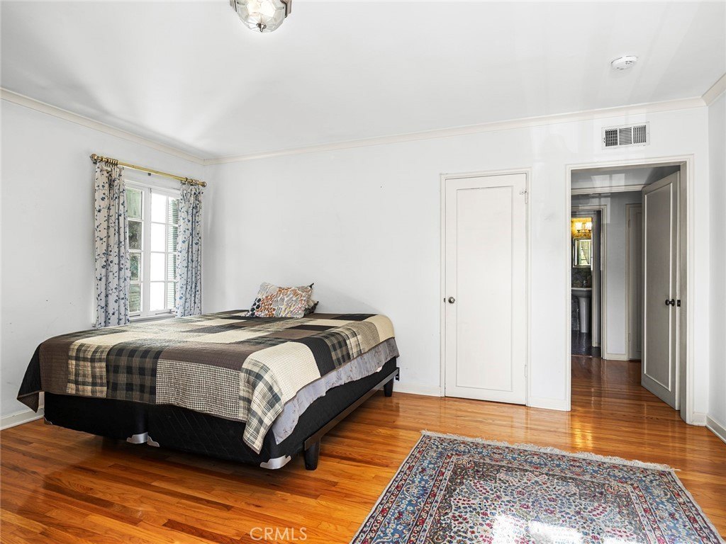 Glendale, California, 91207, United States, 4 Bedrooms Bedrooms, ,3 BathroomsBathrooms,Residential,For Sale,1910492