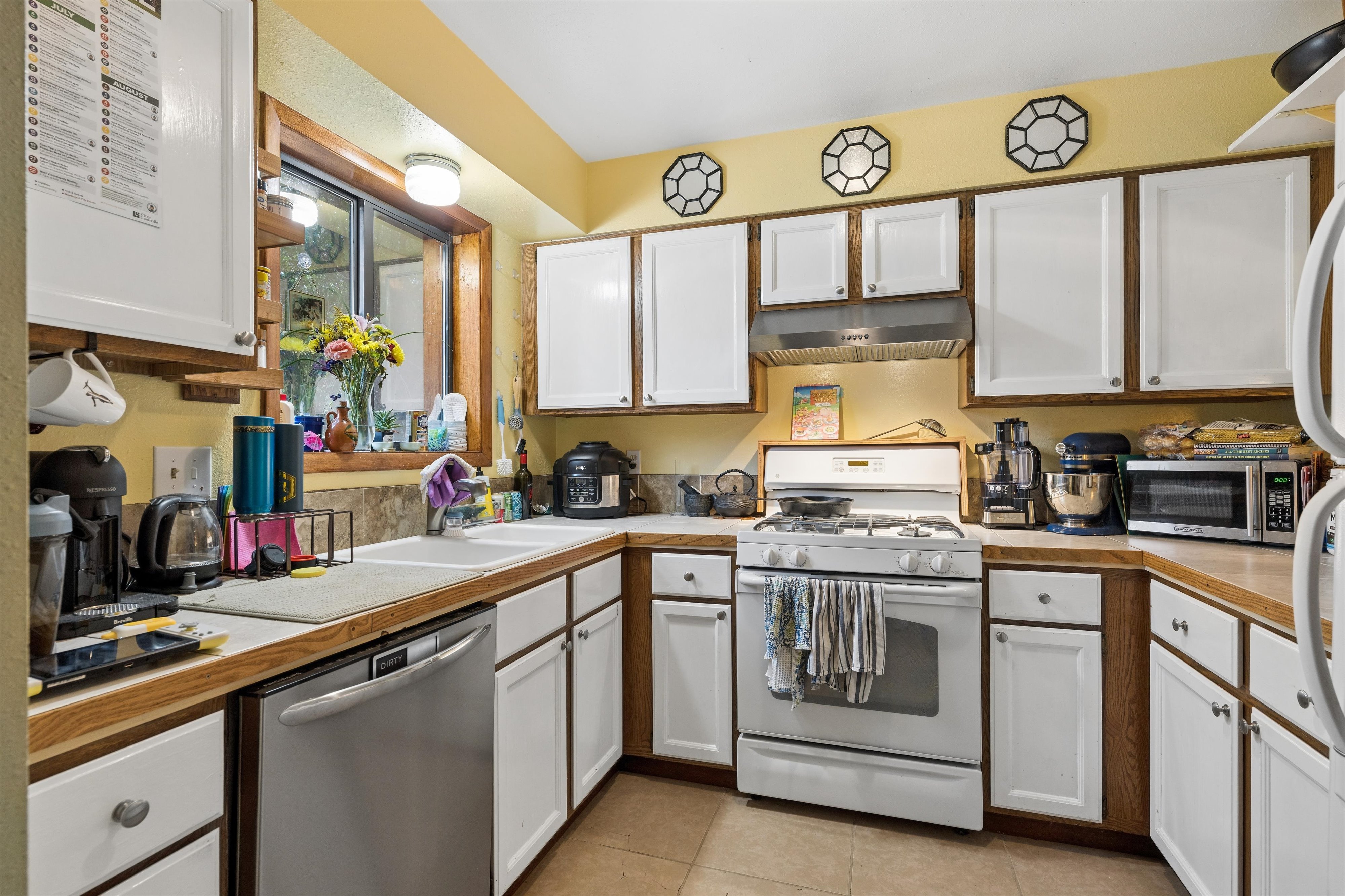  Duplex in Louisville - Each Unit is 2 Bedrooms/1 Bath - 物件實景