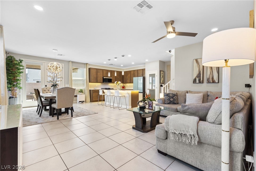 Las Vegas, Nevada, 89141, United States, 3 Bedrooms Bedrooms, ,3 BathroomsBathrooms,Residential,For Sale,2032290