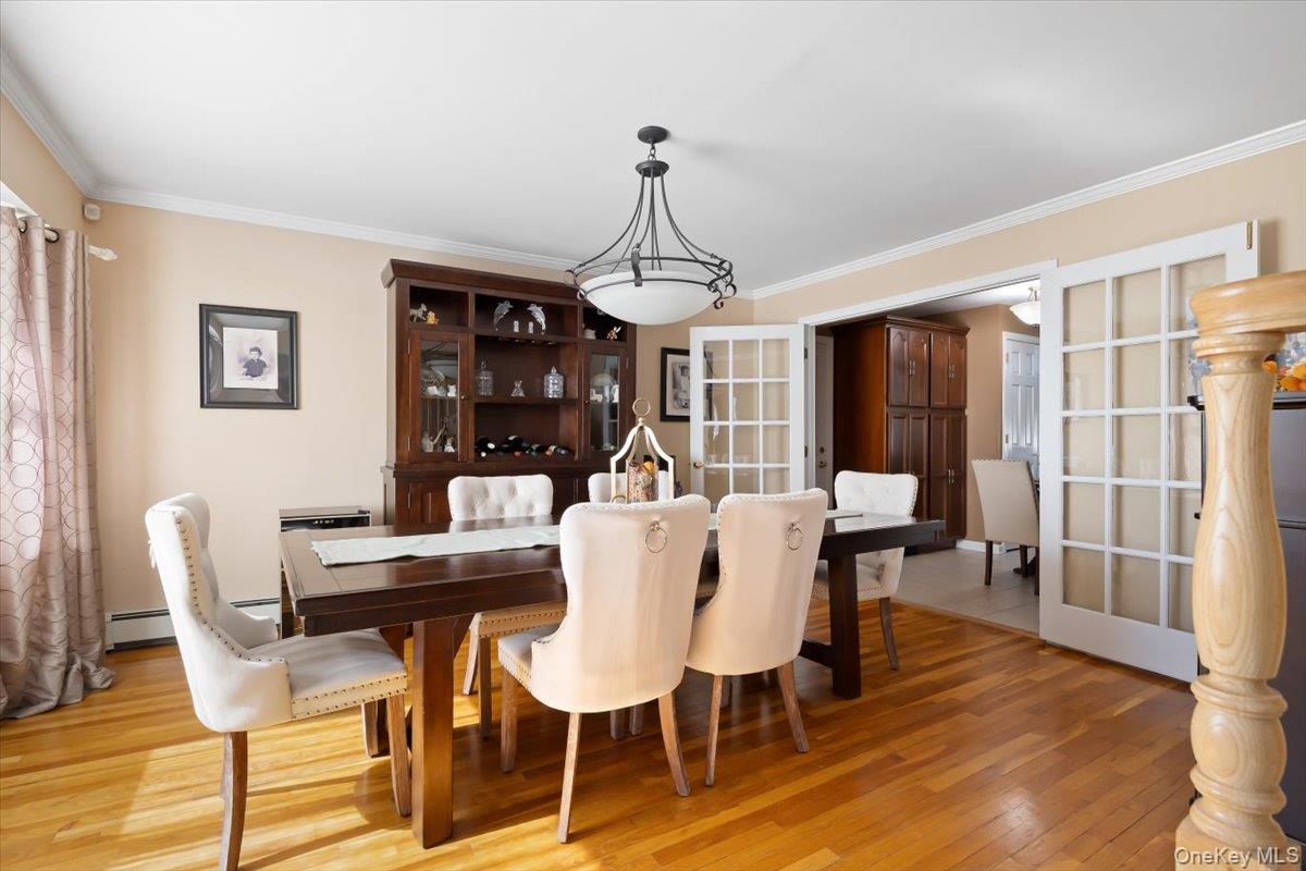 5th Ave, Farmingdale, NY 11735 #1