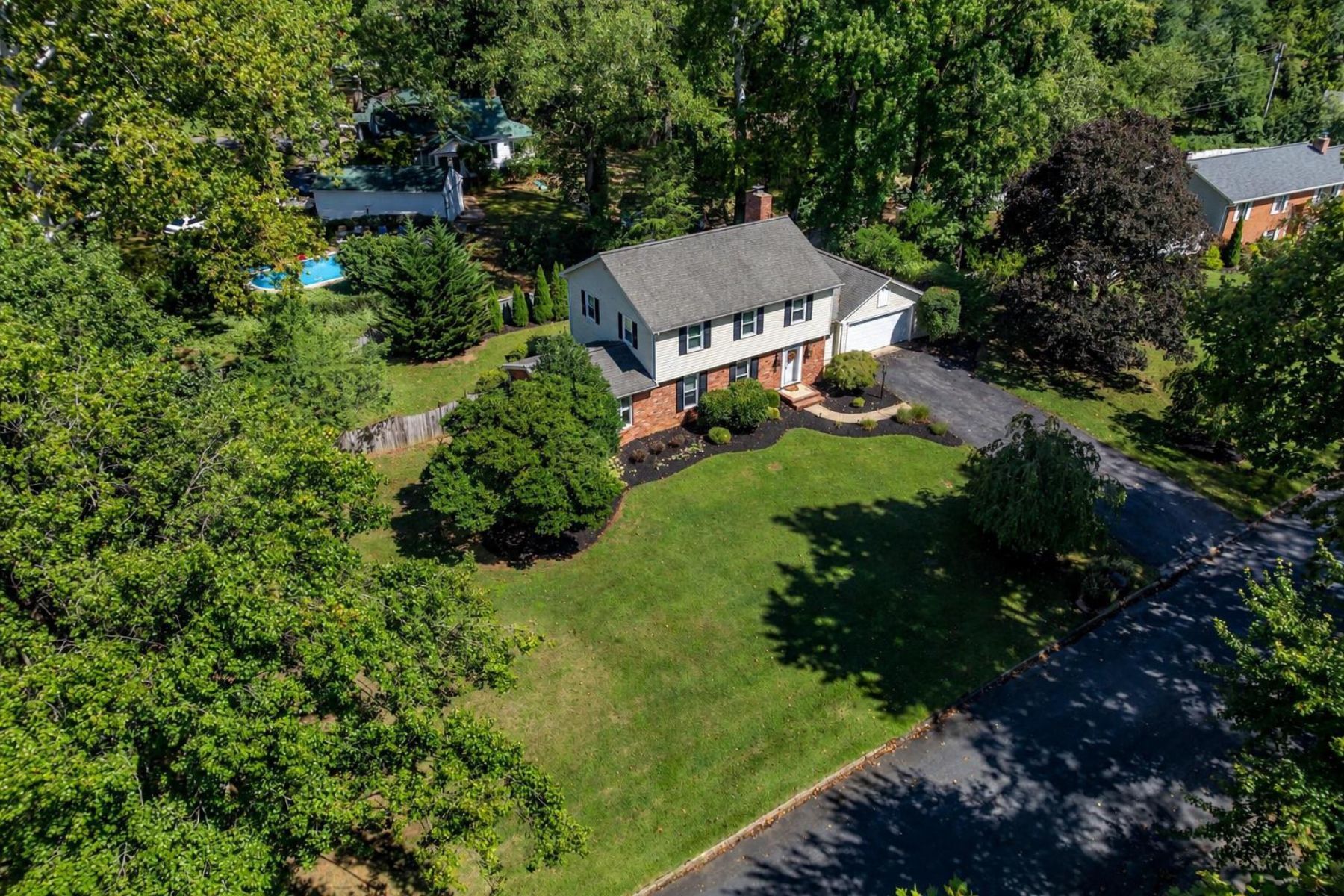  12 Willow Spring Drive, Edgewater, MD, 21037 - 物件實景