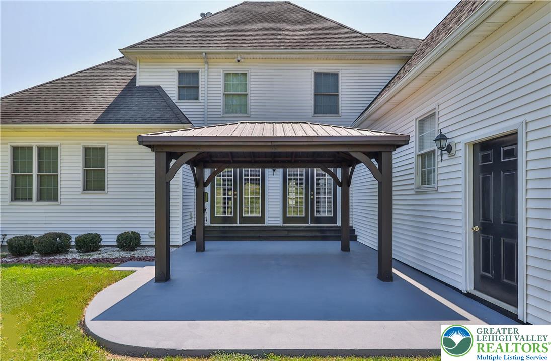 Palmer Twp, Pennsylvania, 18045, United States, 4 Bedrooms Bedrooms, ,4 BathroomsBathrooms,Residential,For Sale,1898728