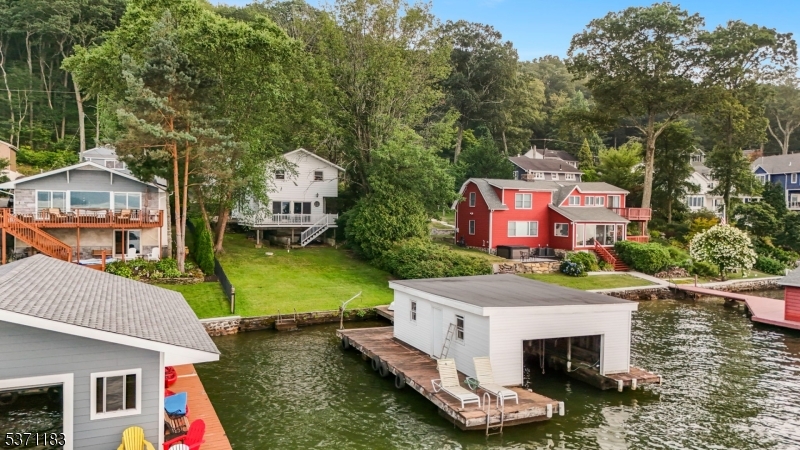 Mount Arlington Boro, New Jersey, 07856, United States, 2 Bedrooms Bedrooms, ,2 BathroomsBathrooms,Residential,For Sale,1912624