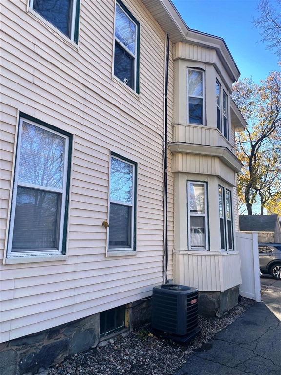 Mansfield, Massachusetts, 02048, United States, 6 Bedrooms Bedrooms, ,2 BathroomsBathrooms,Residential,For Sale,1988078