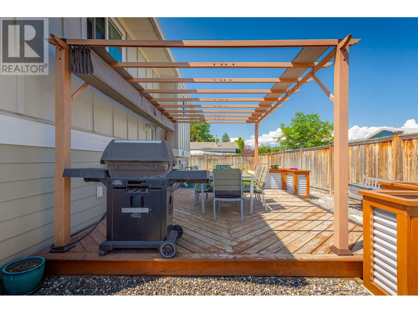 KELOWNA, British Columbia, V1X 2H2, CA, 3 Bedrooms Bedrooms, ,3 BathroomsBathrooms,Residential,For Sale,1839234