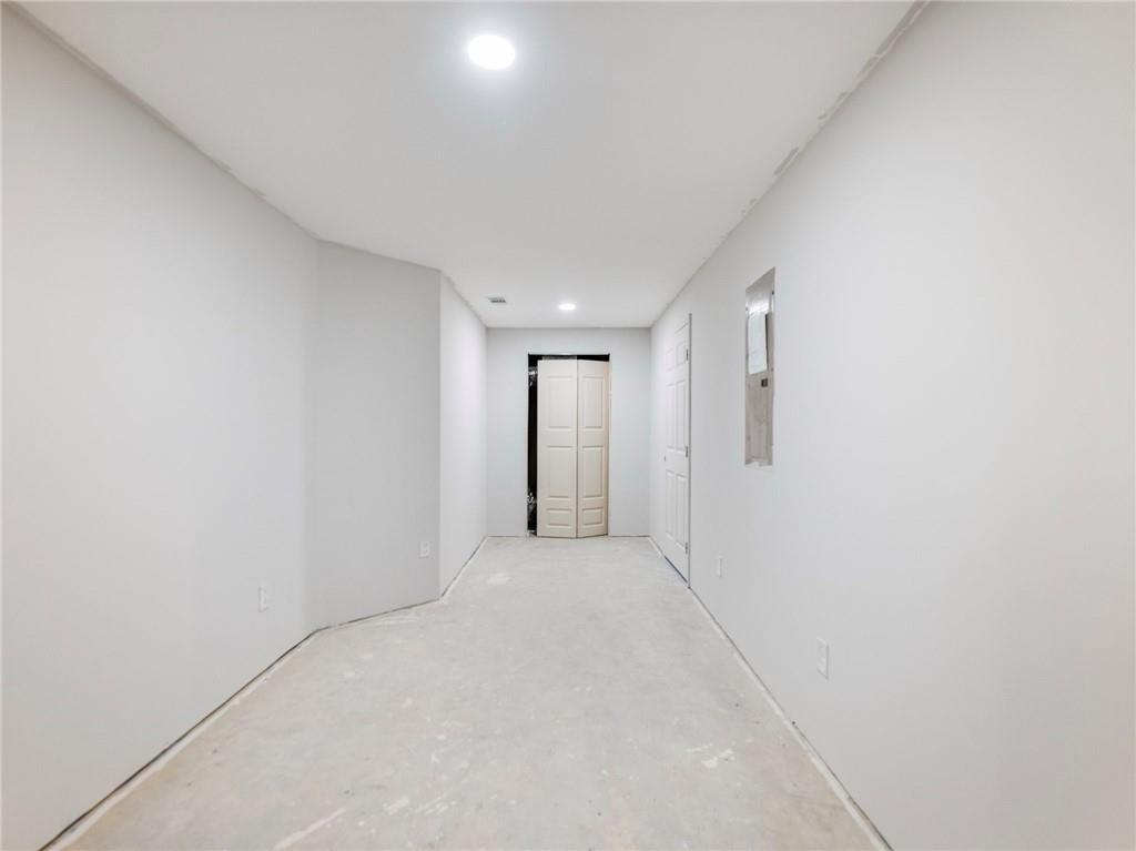 Cumming, Georgia, 30028, United States, 5 Bedrooms Bedrooms, ,4 BathroomsBathrooms,Residential,For Sale,2010449