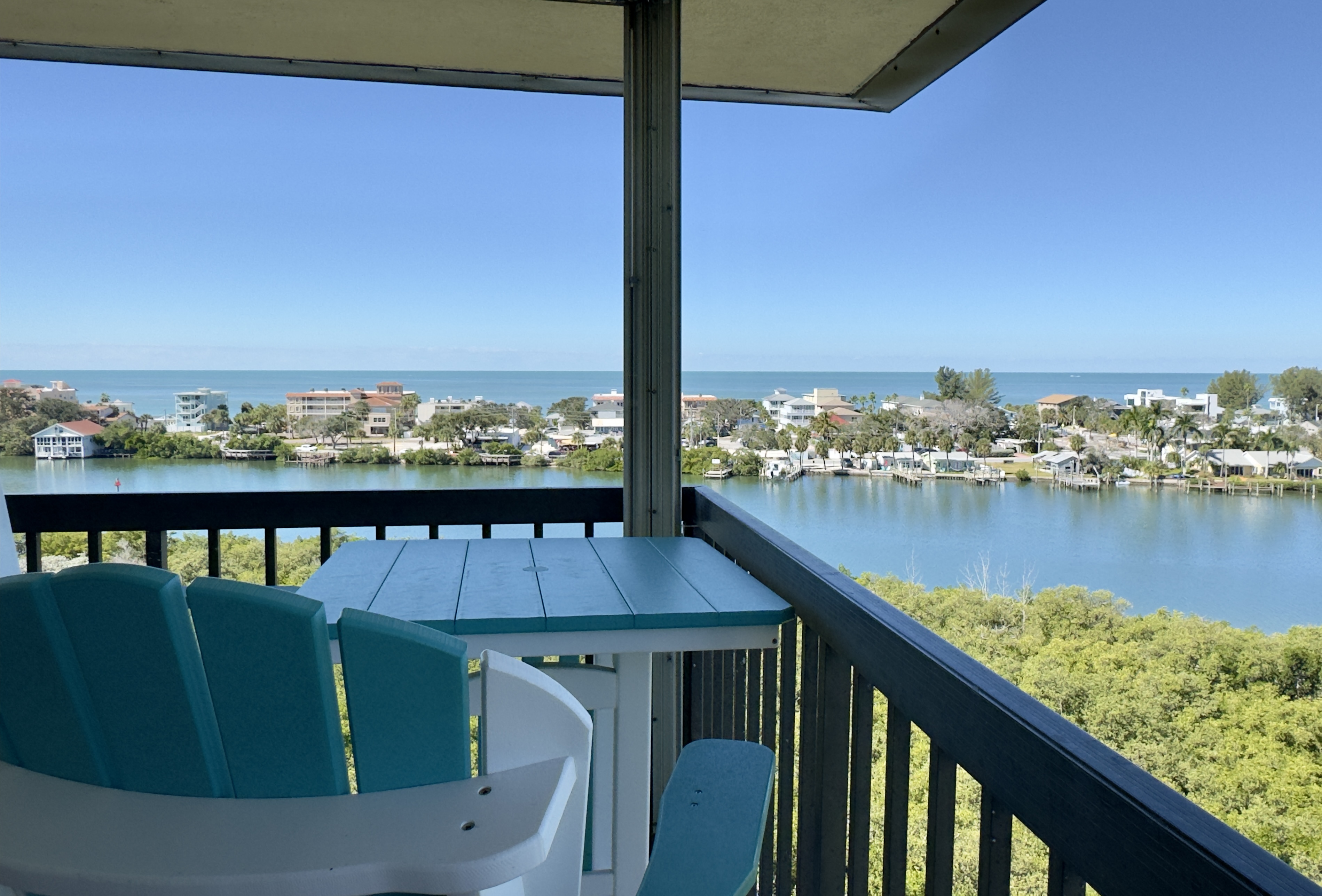 Largo, Florida, 33774, United States, 2 Bedrooms Bedrooms, ,2 BathroomsBathrooms,Residential,For Sale,2008953