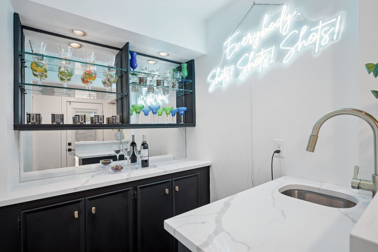 Dallas, Texas, 75230, United States, 4 Bedrooms Bedrooms, ,5 BathroomsBathrooms,Residential,For Sale,1826368