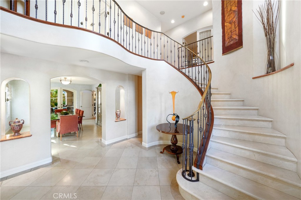 Huntington Beach, California, 92649, United States, 5 Bedrooms Bedrooms, ,5 BathroomsBathrooms,Residential,For Sale,1991081