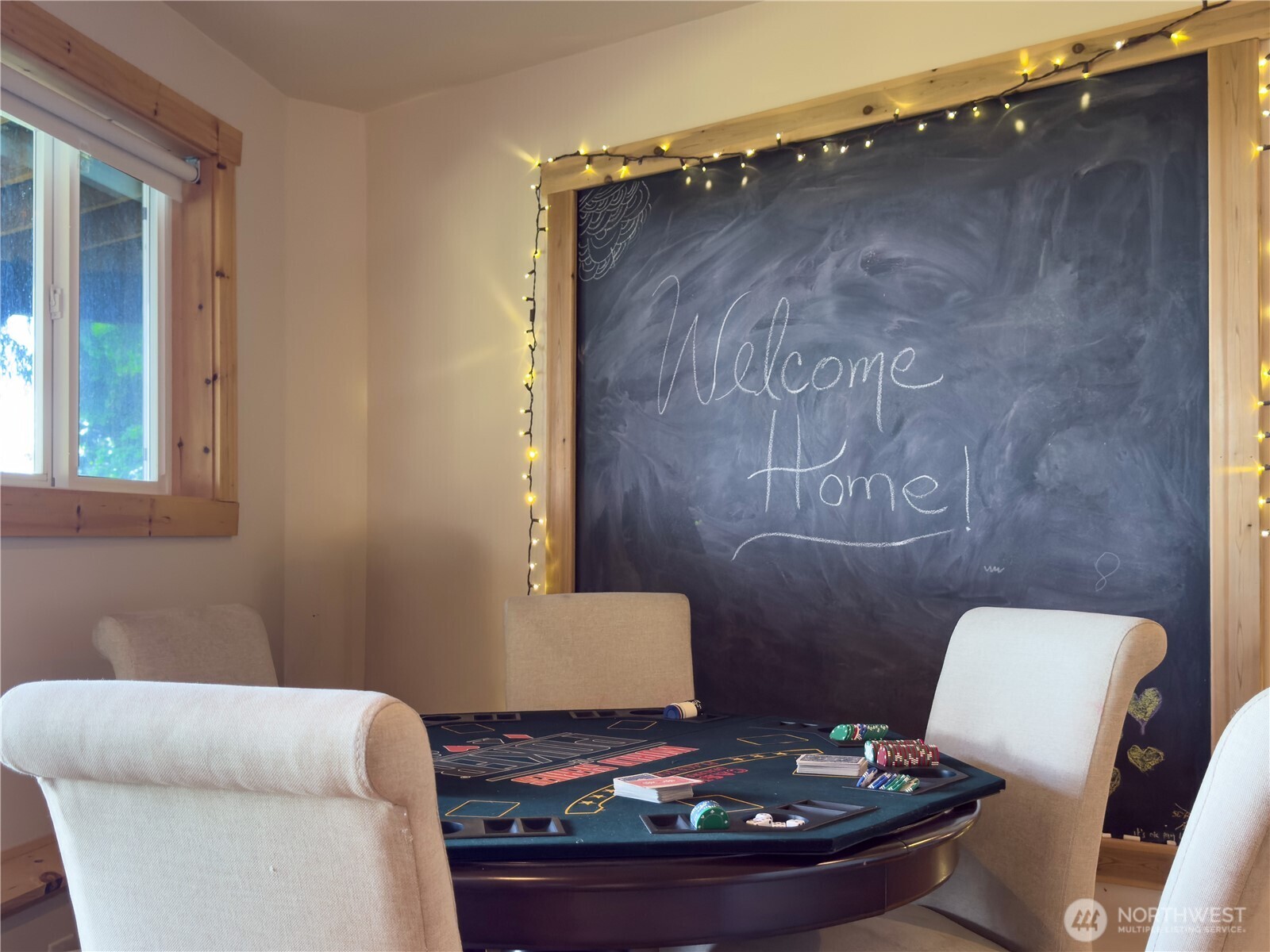 Hat Island, Washington, 98206, United States, 4 Bedrooms Bedrooms, ,2 BathroomsBathrooms,Residential,For Sale,1978388