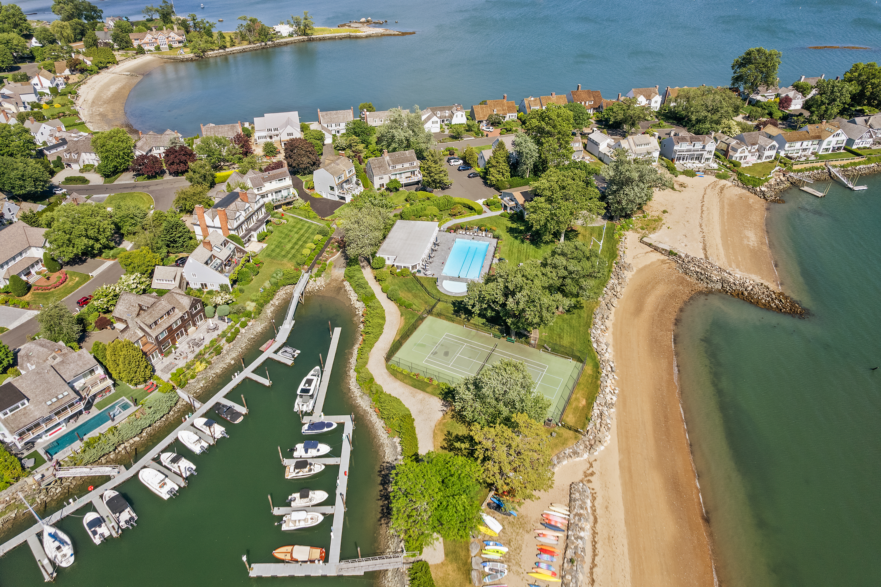  182 Dolphin Cove Quay - 物件實景