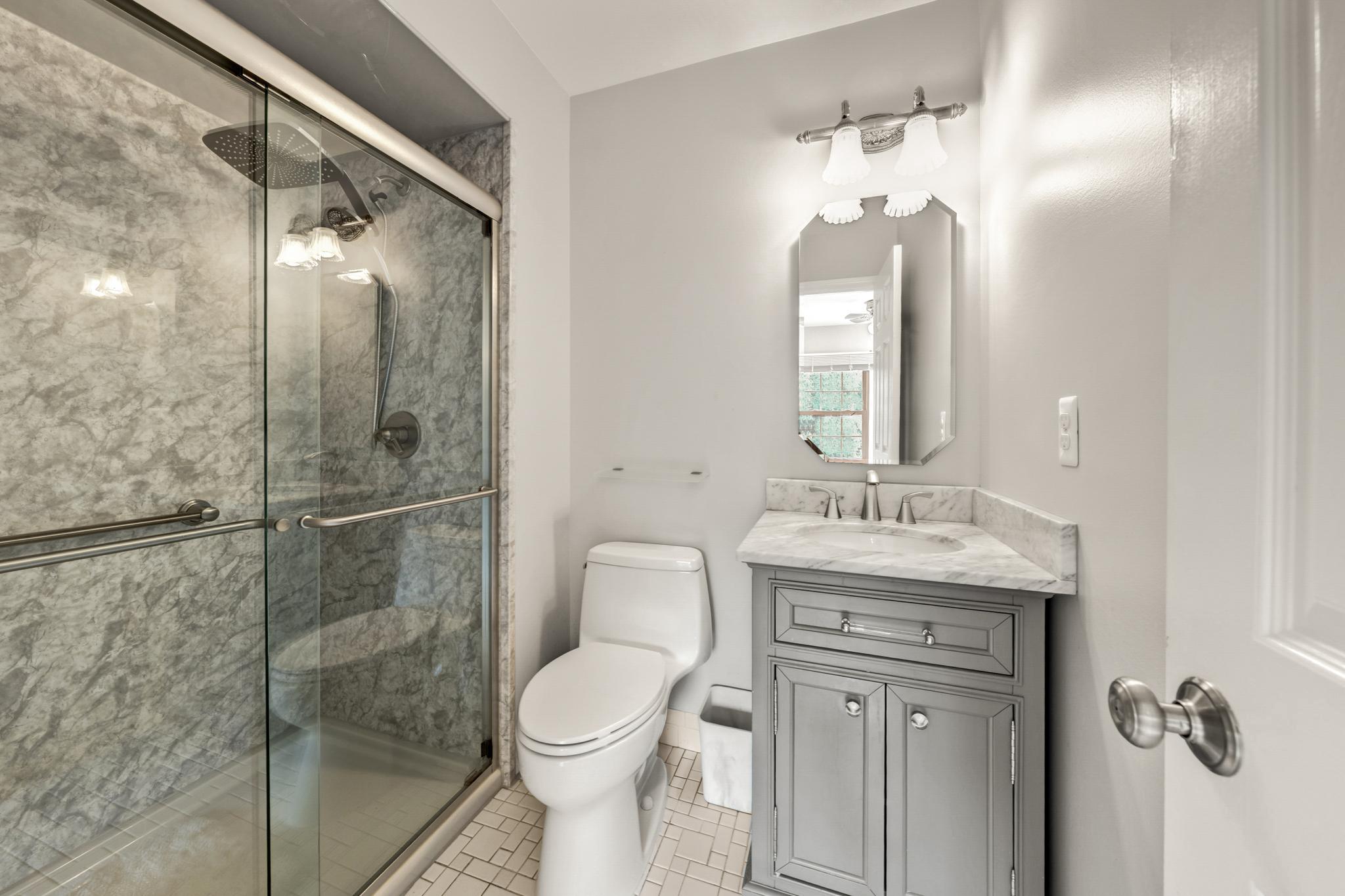  7409 Shady Palm Drive, Springfield, VA, 22153 - 物件實景