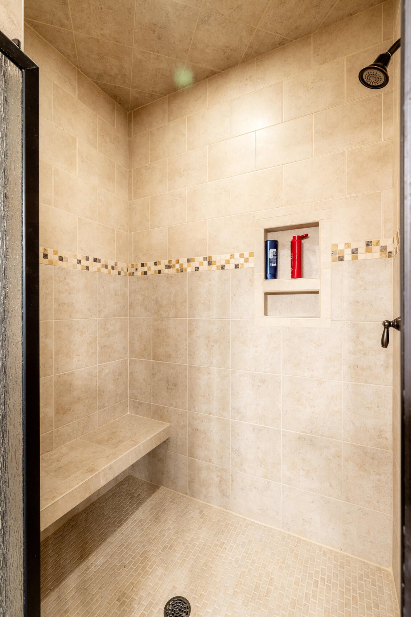 Sheridan, Wyoming, 82801, United States, 2 Bedrooms Bedrooms, ,2 BathroomsBathrooms,Residential,For Sale,2006254