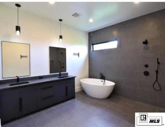 Sterlington, Louisiana, 71280, United States, 4 Bedrooms Bedrooms, ,3 BathroomsBathrooms,Residential,For Sale,1995484