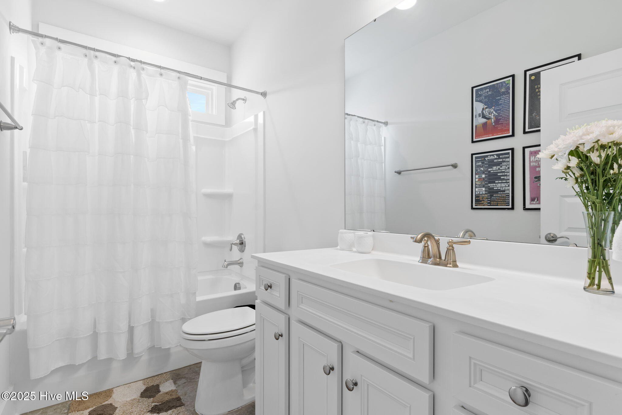 Calabash, North Carolina, 28467, United States, 4 Bedrooms Bedrooms, ,4 BathroomsBathrooms,Residential,For Sale,1981751