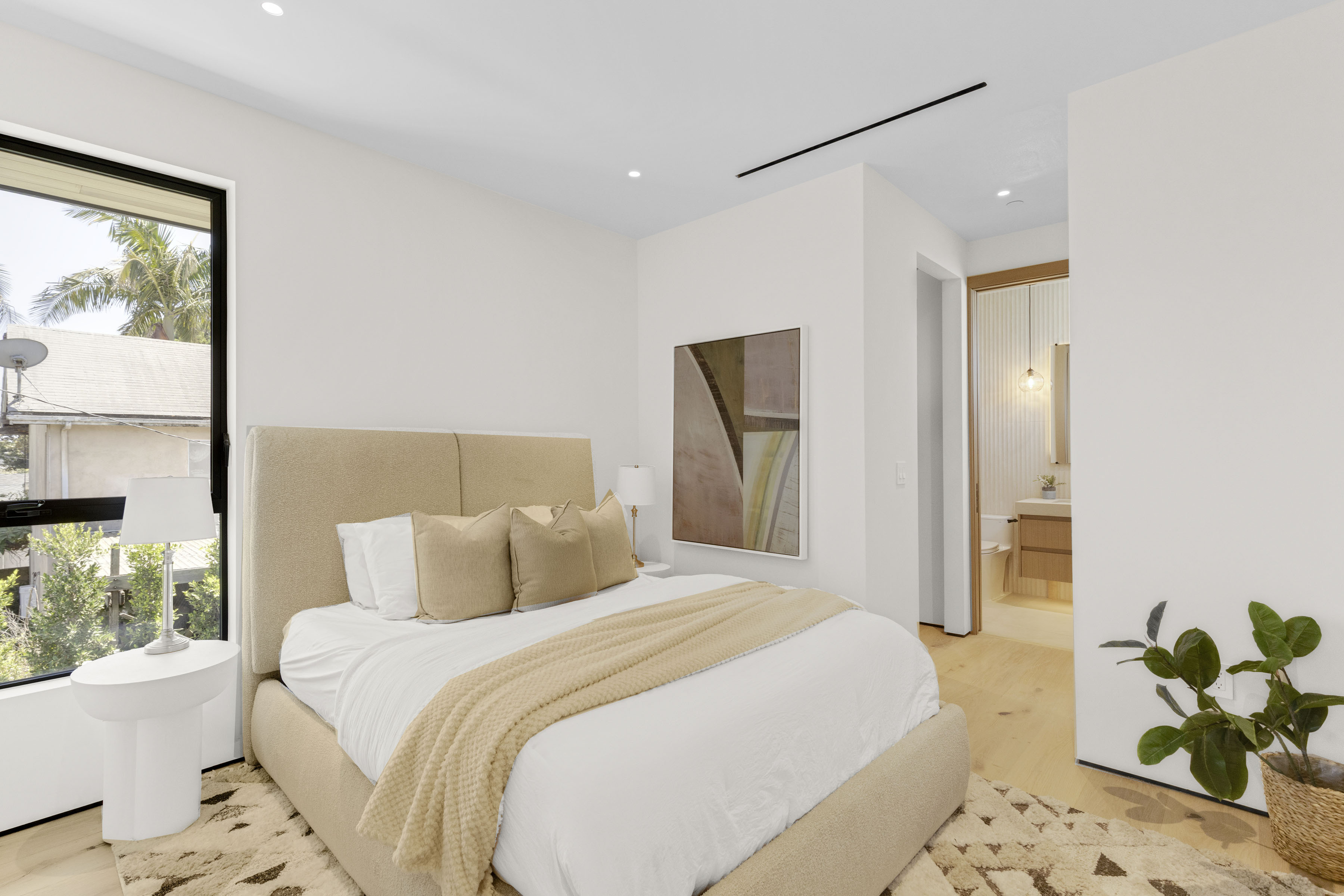  3542 Butler Ave - 物件實景