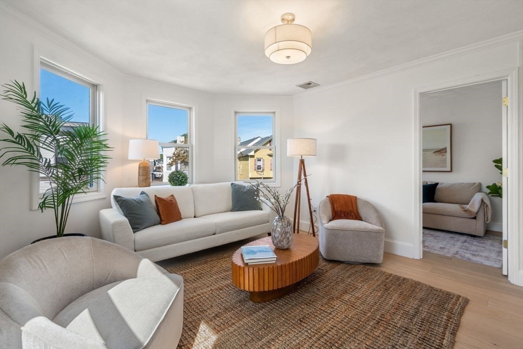 Boston, Massachusetts, 02125, United States, 2 Bedrooms Bedrooms, ,1 BathroomBathrooms,Residential,For Sale,1940367