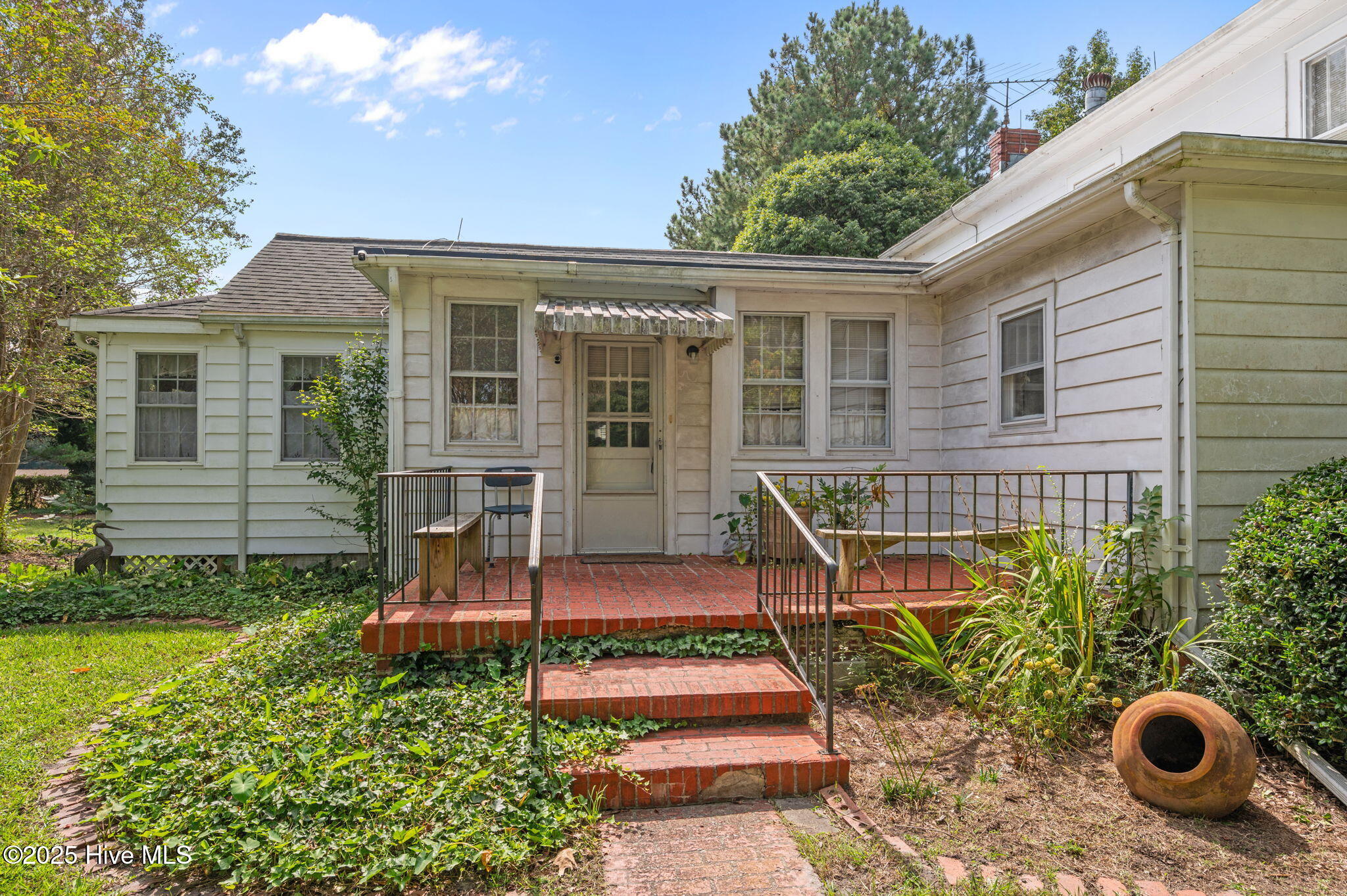 Bath, North Carolina, 27808, United States, 3 Bedrooms Bedrooms, ,2 BathroomsBathrooms,Residential,For Sale,1954938