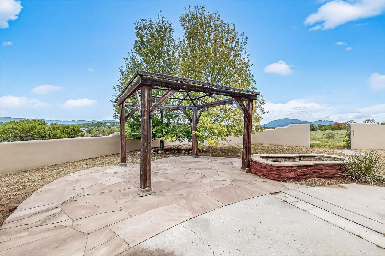 Edgewood, New Mexico, 87015, United States, 3 Bedrooms Bedrooms, ,4 BathroomsBathrooms,Residential,For Sale,1906900