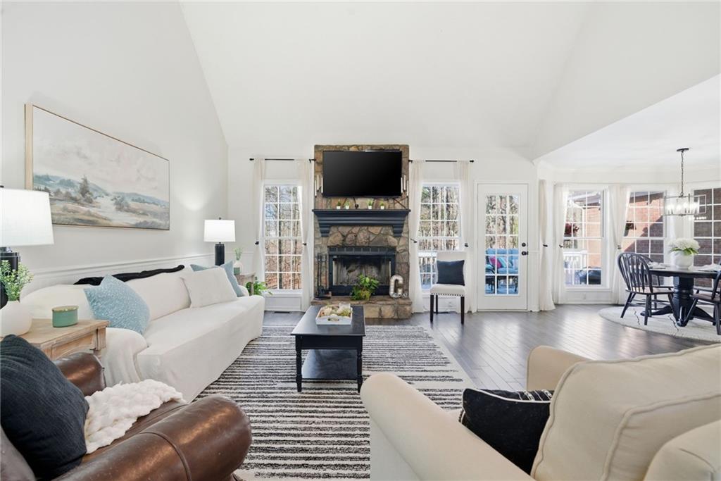 Cumming, Georgia, 30040, United States, 4 Bedrooms Bedrooms, ,3 BathroomsBathrooms,Residential,For Sale,2013824