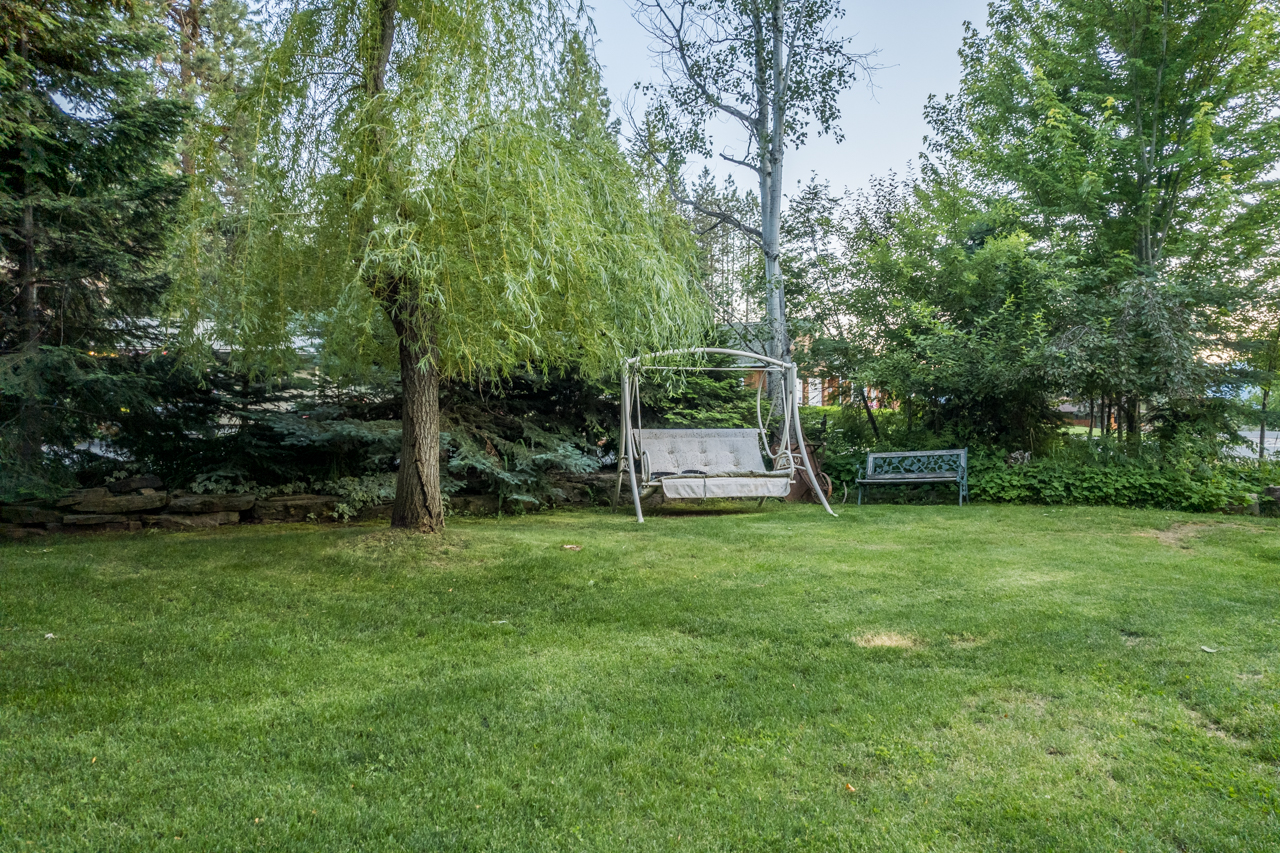 Bonners Ferry, Idaho, 83805, United States, 5 Bedrooms Bedrooms, ,5 BathroomsBathrooms,Residential,For Sale,1879157