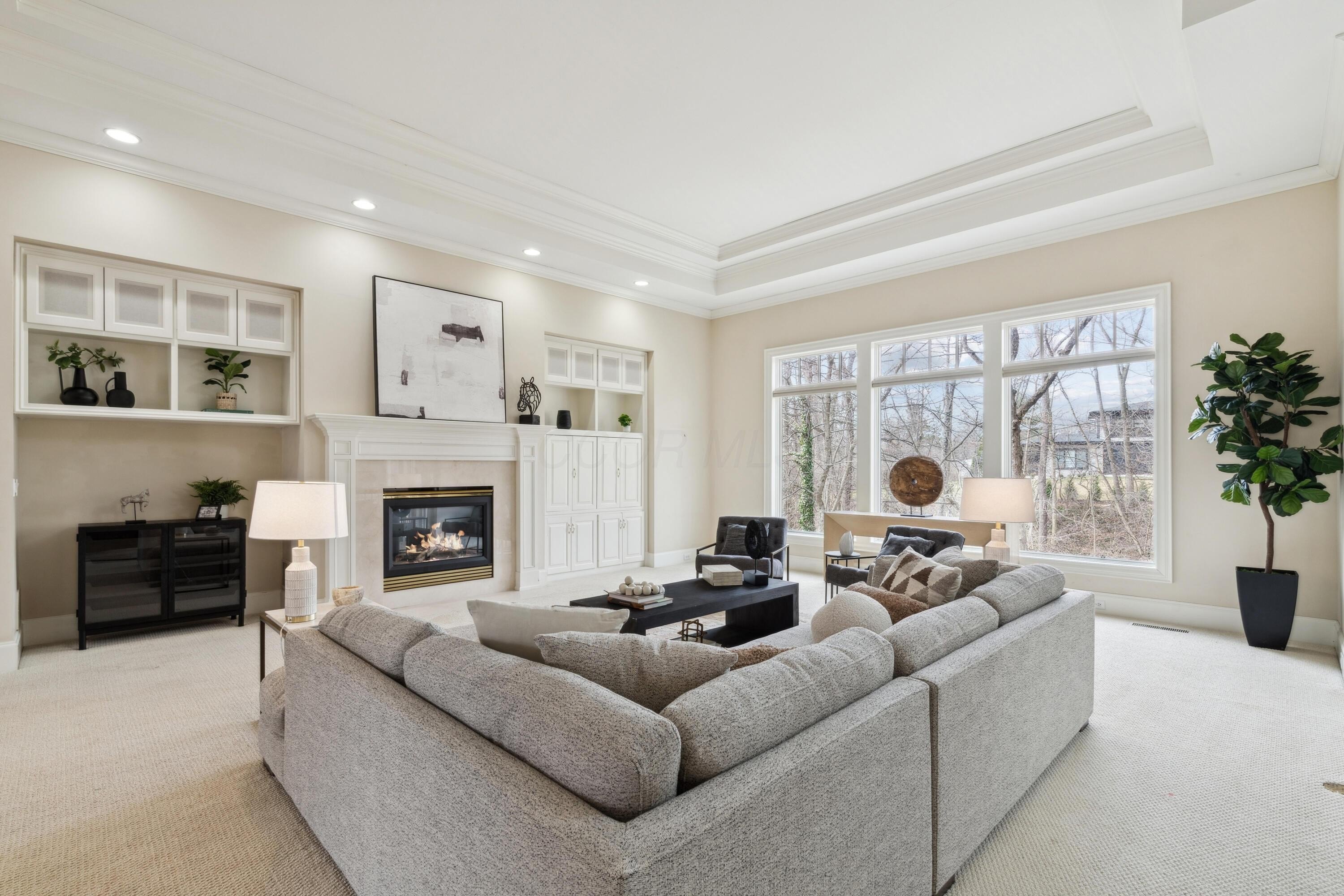 Columbus, Ohio, 43220, United States, 5 Bedrooms Bedrooms, ,5 BathroomsBathrooms,Residential,For Sale,1798291